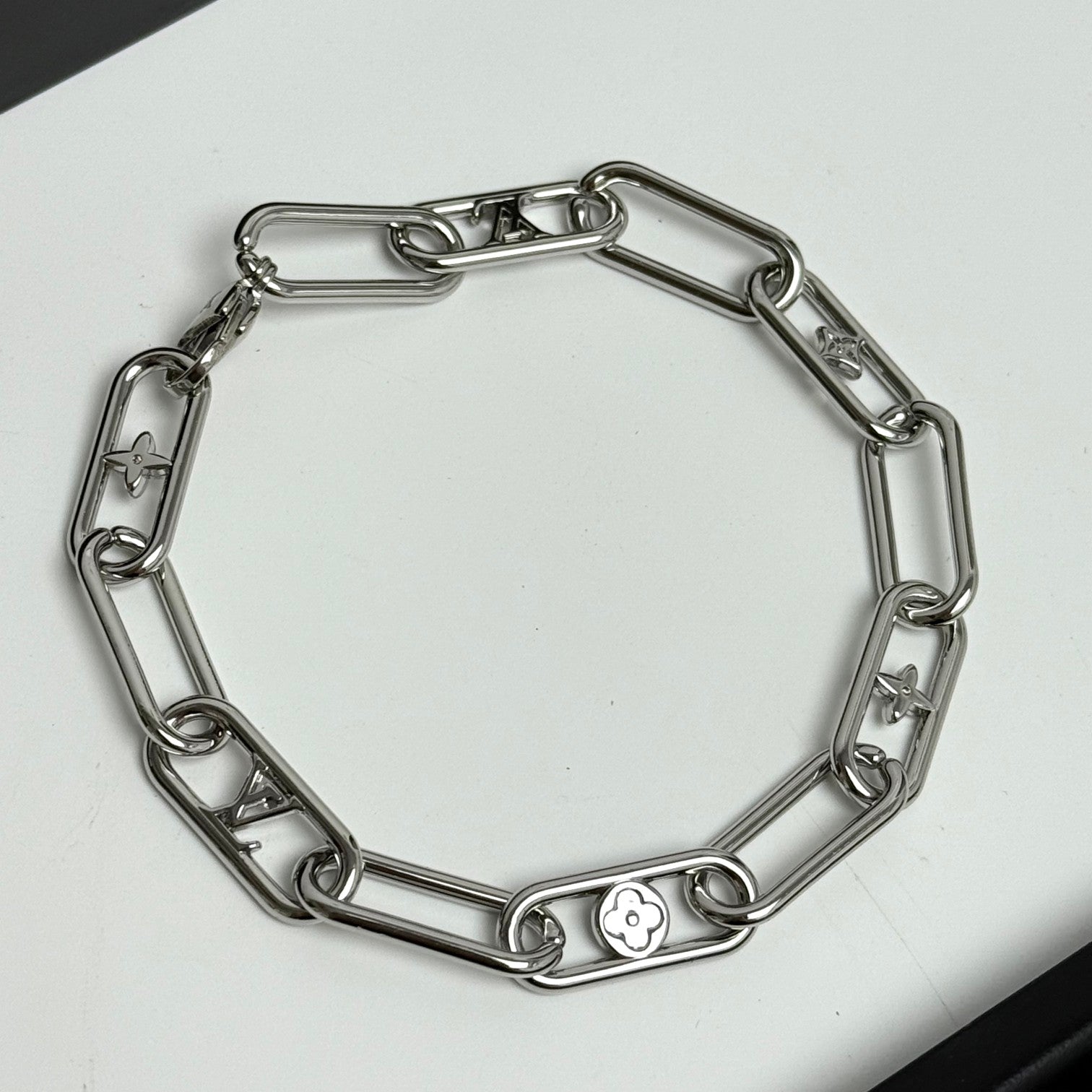 LuxluxHouse Best Quality Accessories Bracelet Louis Vuitton