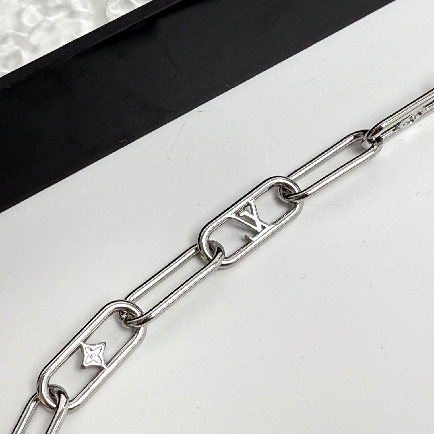 LuxluxHouse Best Quality Accessories Bracelet Louis Vuitton