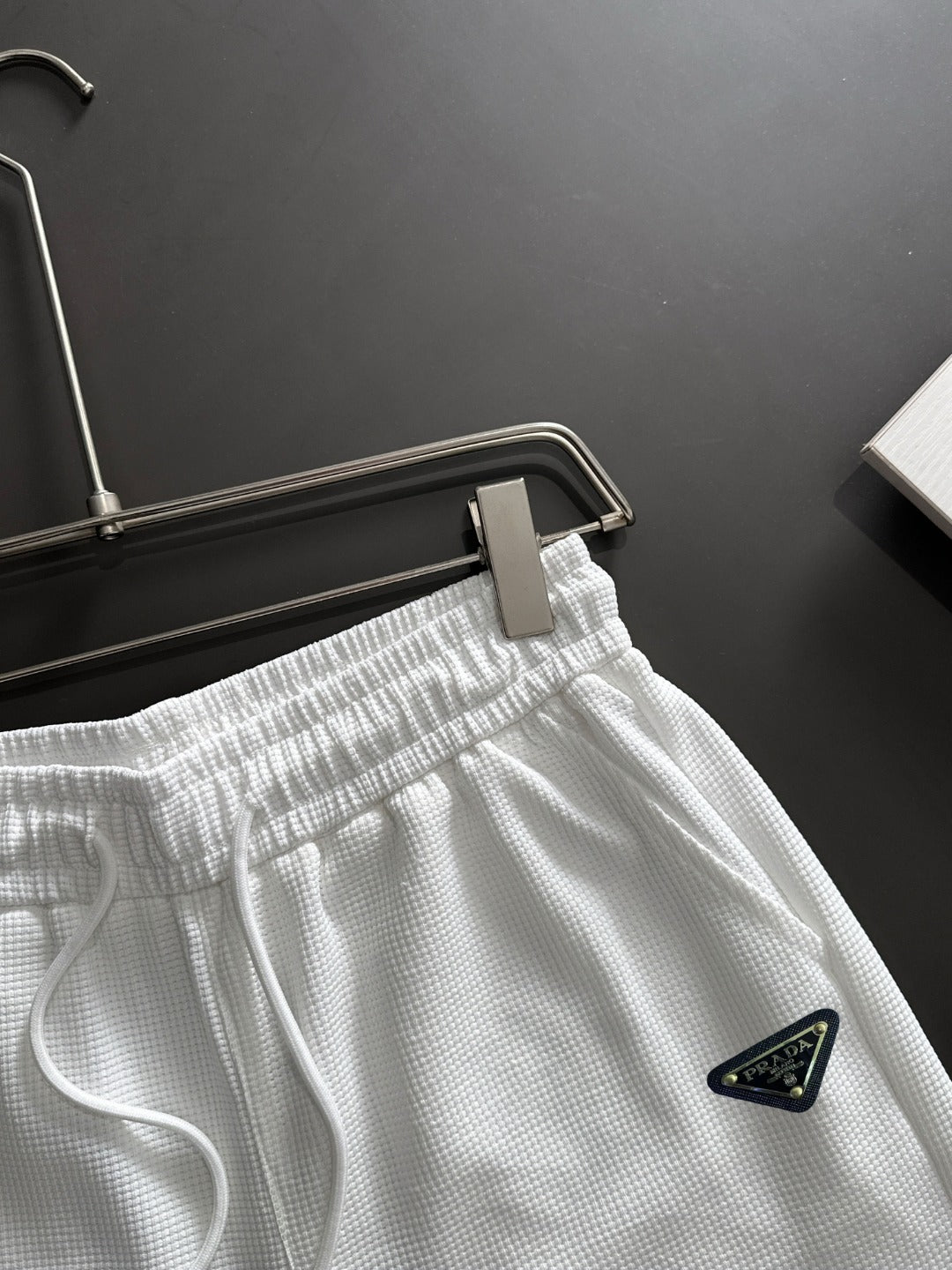 LuxluxHouse Best Quality Clothes T-shirt Prada