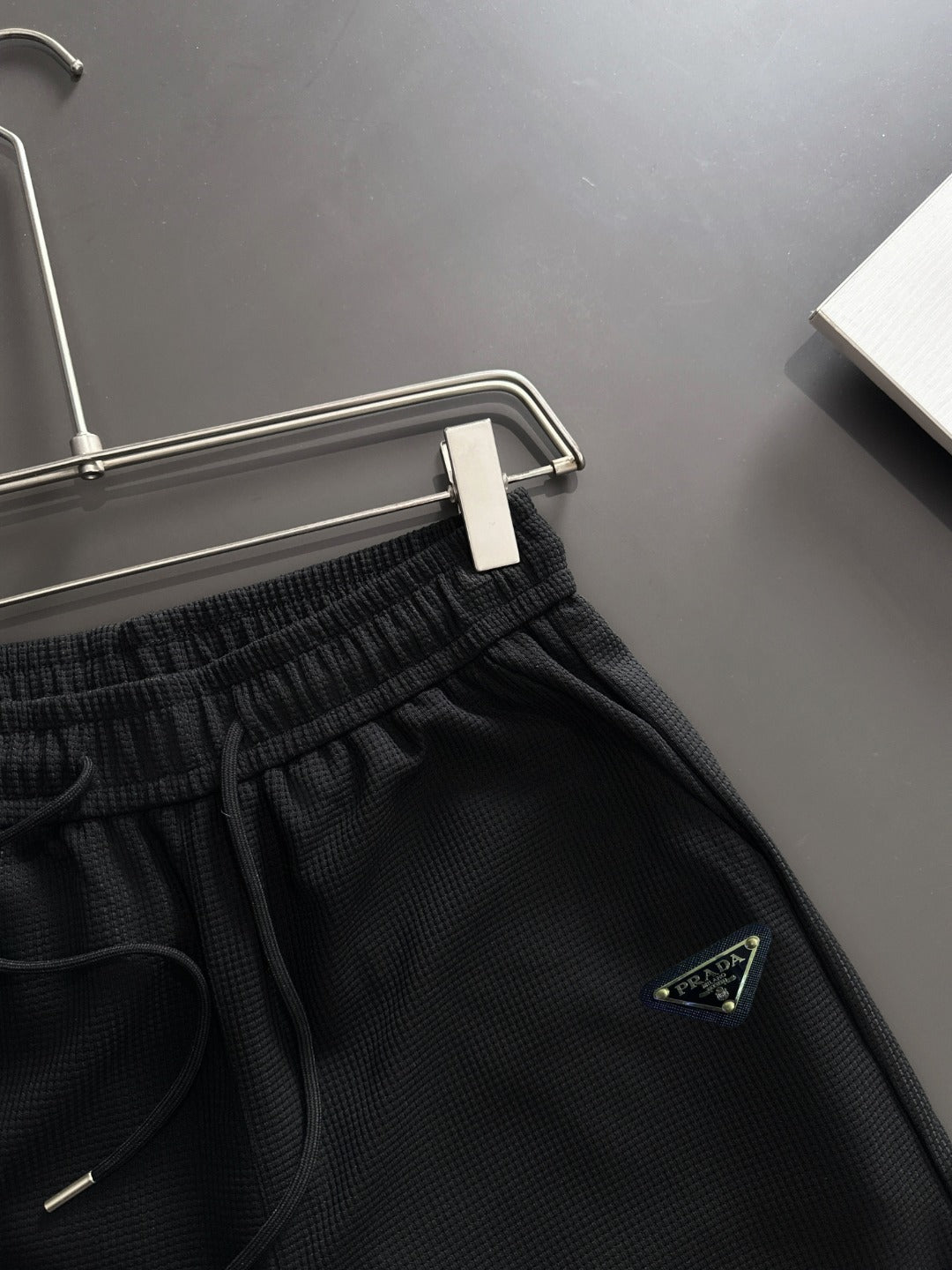 LuxluxHouse Best Quality Clothes T-shirt Prada