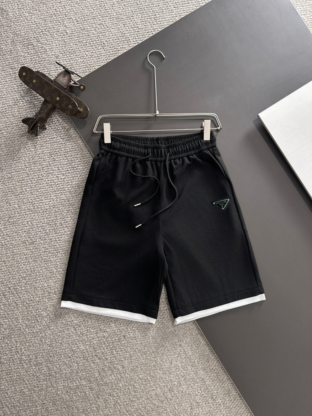 LuxluxHouse Best Quality Clothes T-shirt Prada