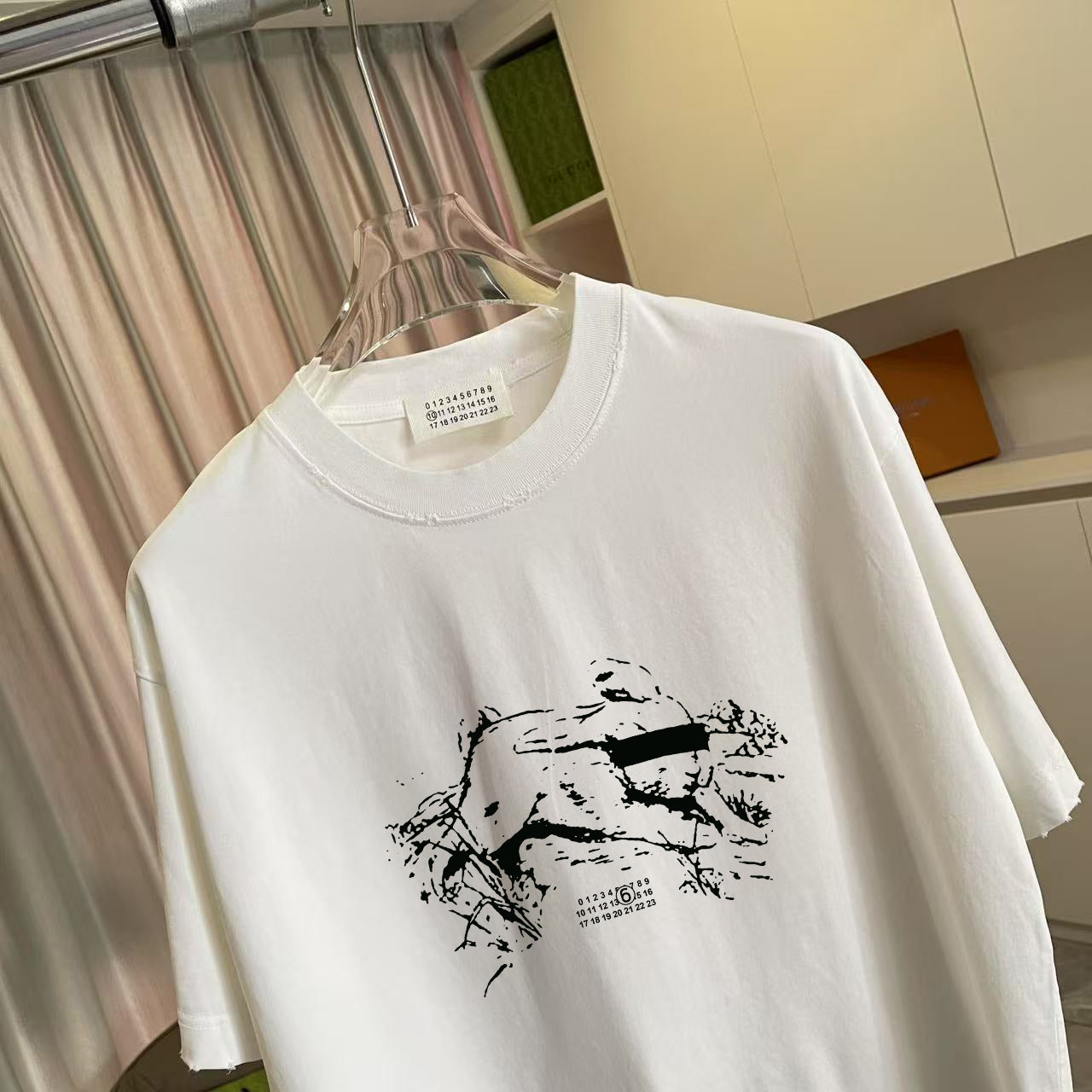 LuxluxHouse Best Quality Clothes T-shirt Chanel & Maison Margiela