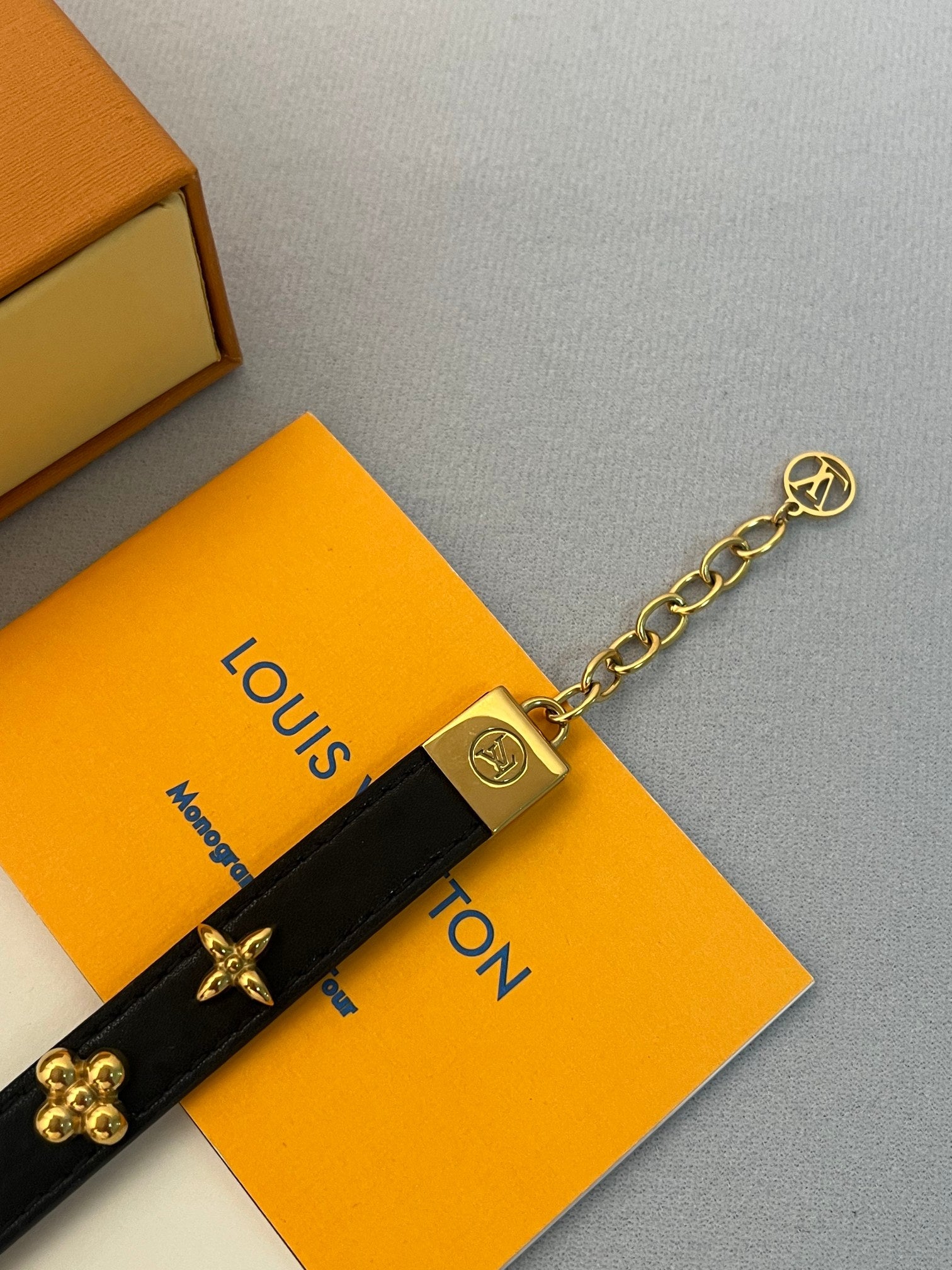 LuxluxHouse Best Quality Accessories Bracelet Louis Vuitton