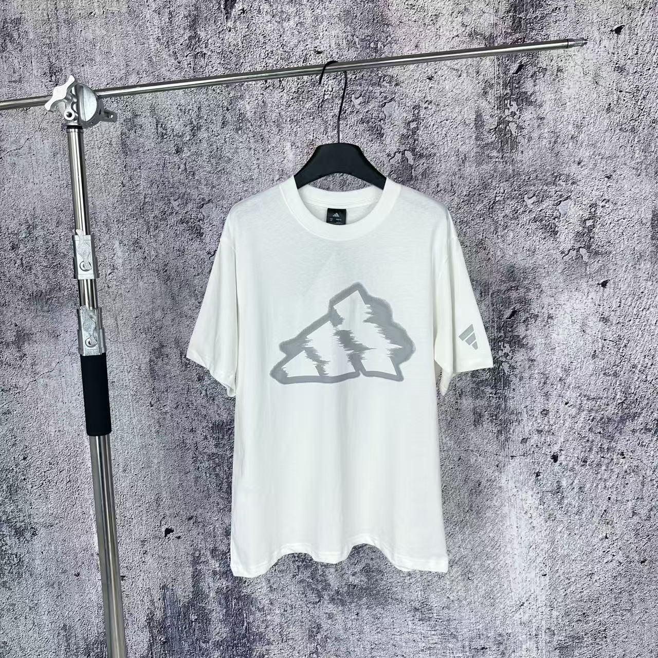 LuxluxHouse Best Quality Clothes Nike & Adidas T-shirt