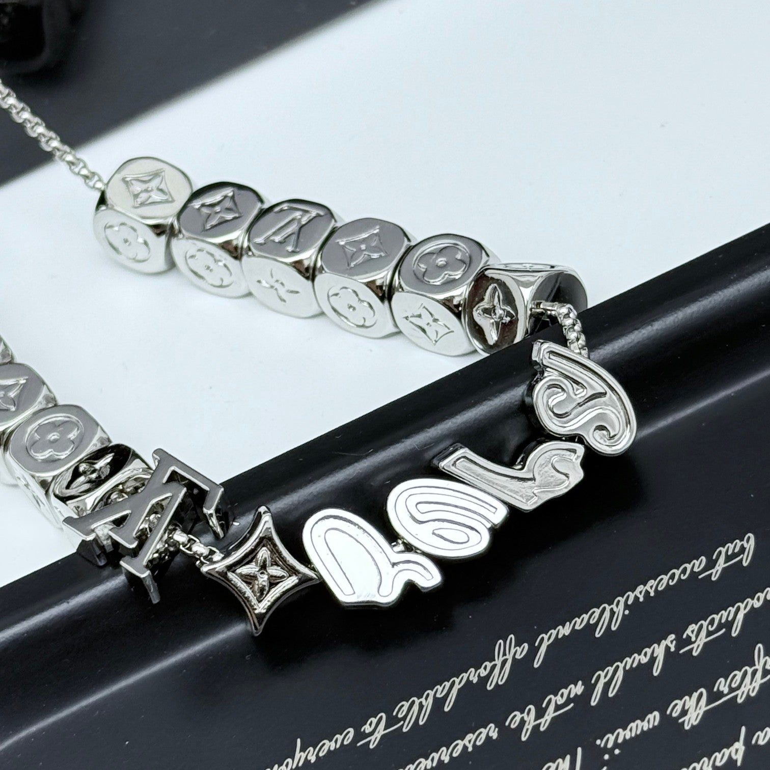 LuxluxHouse Best Quality Accessories Bracelet Louis Vuitton