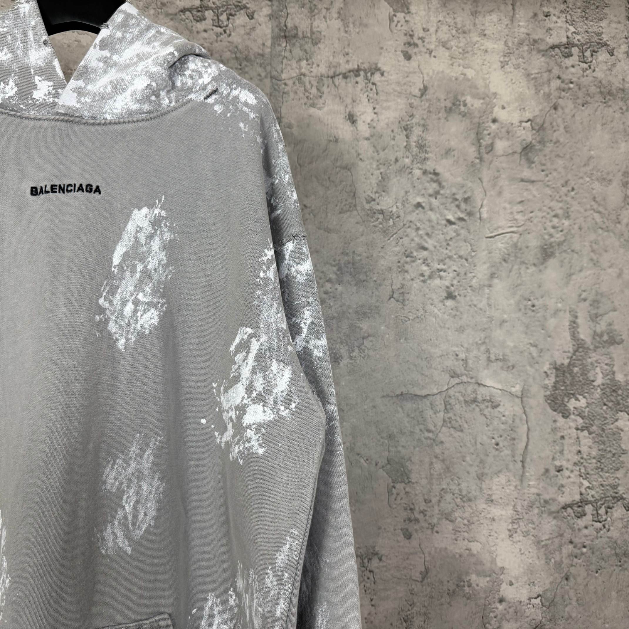 LuxluxHouse Best Quality Clothes Balenciaga Hoodie & Sweater