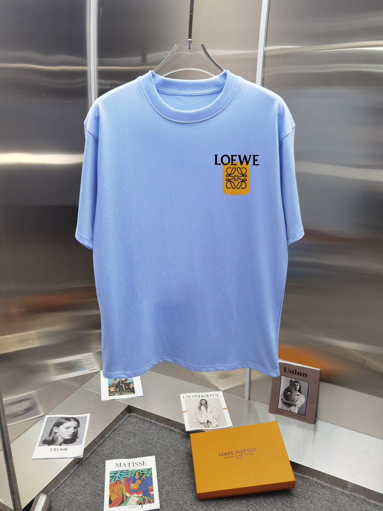LuxluxHouse Best Quality Clothes T-shirt Loewe