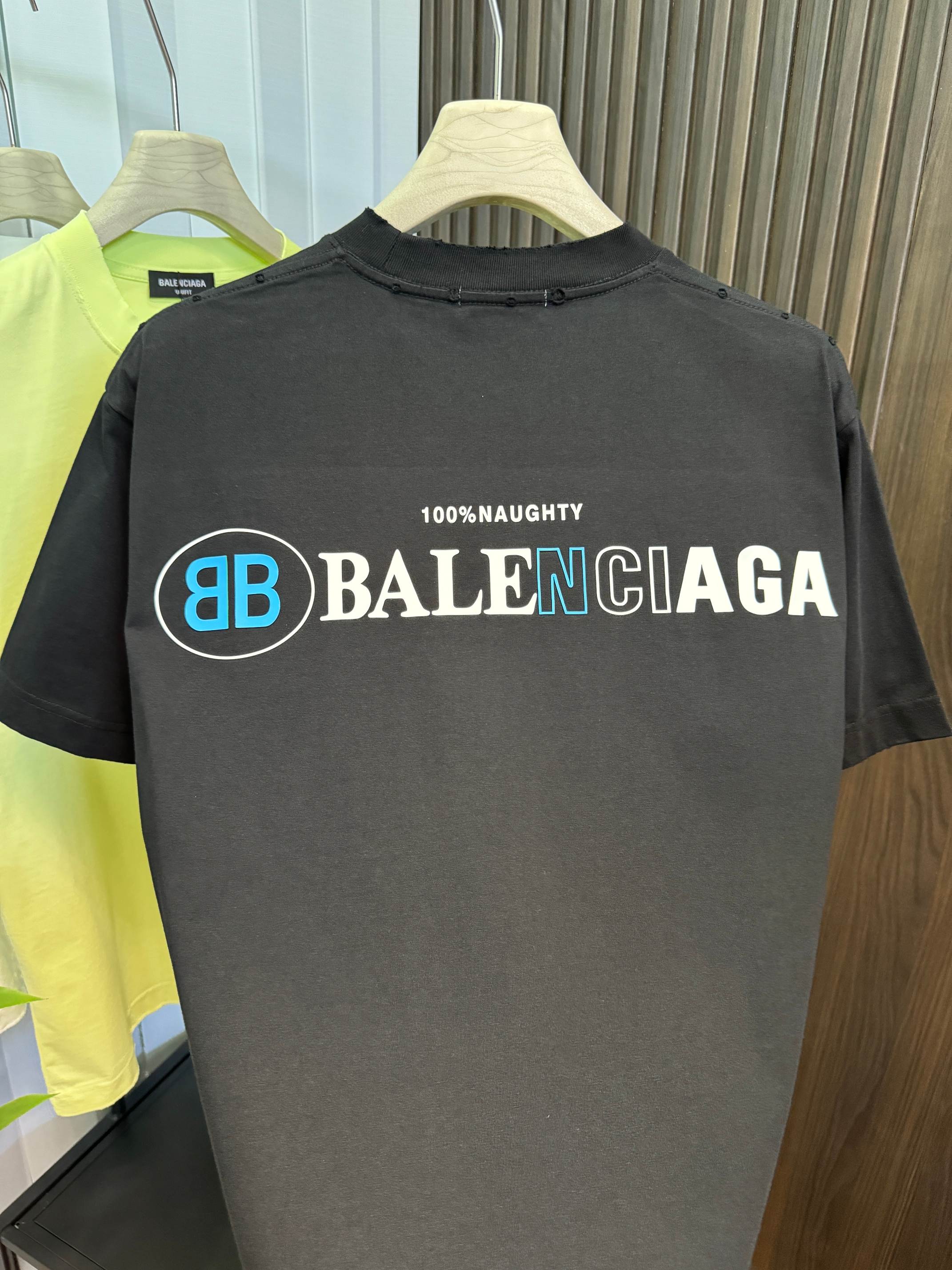 LuxluxHouse Best Quality Clothes Balenciaga T-shirt