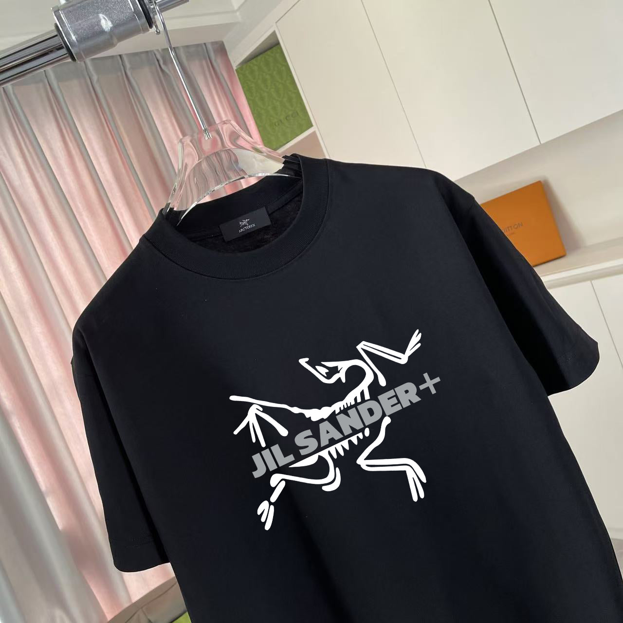 LuxluxHouse Best Quality Clothes T-shirt Arcteryx