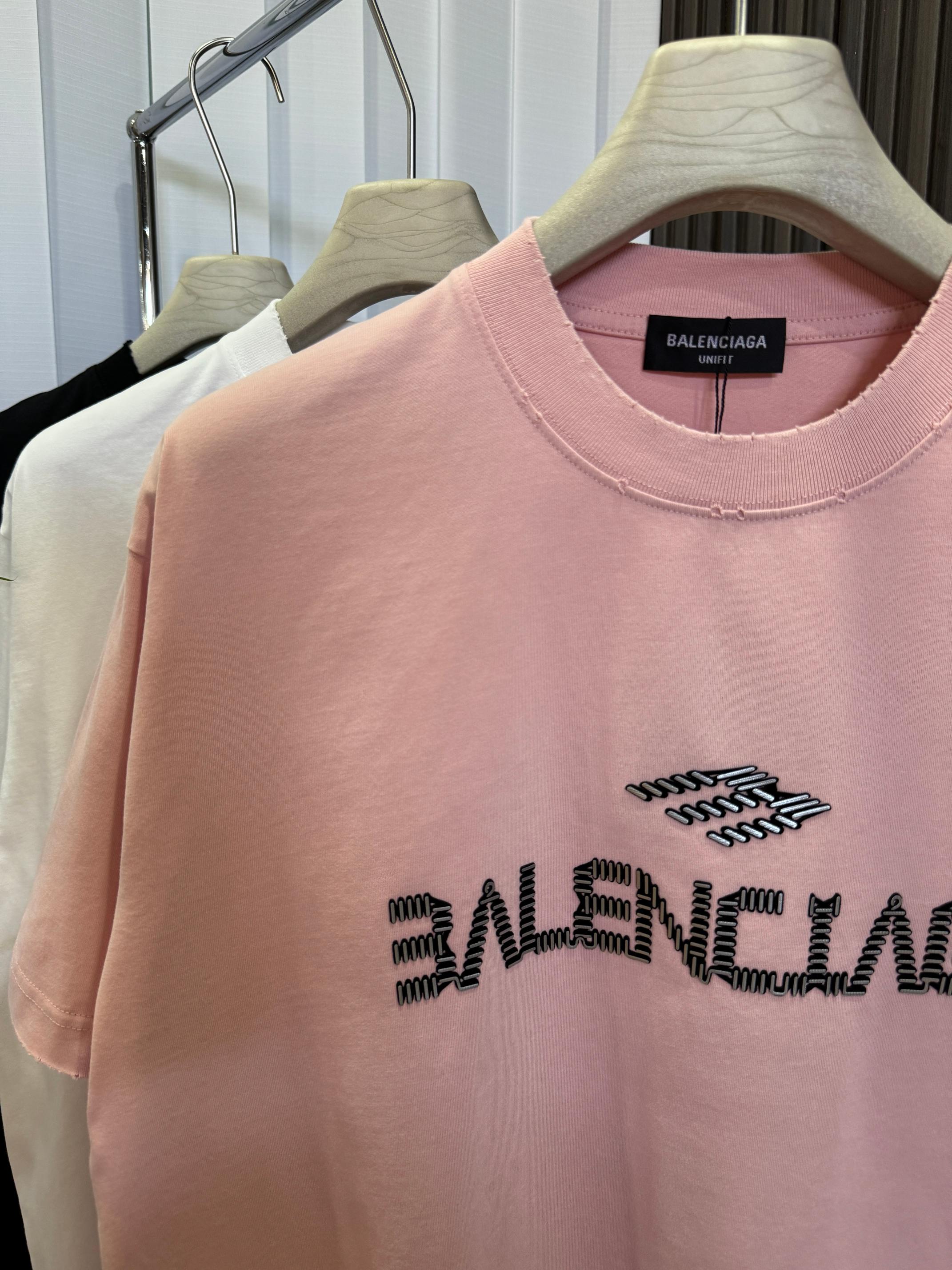 LuxluxHouse Best Quality Clothes Balenciaga T-shirt
