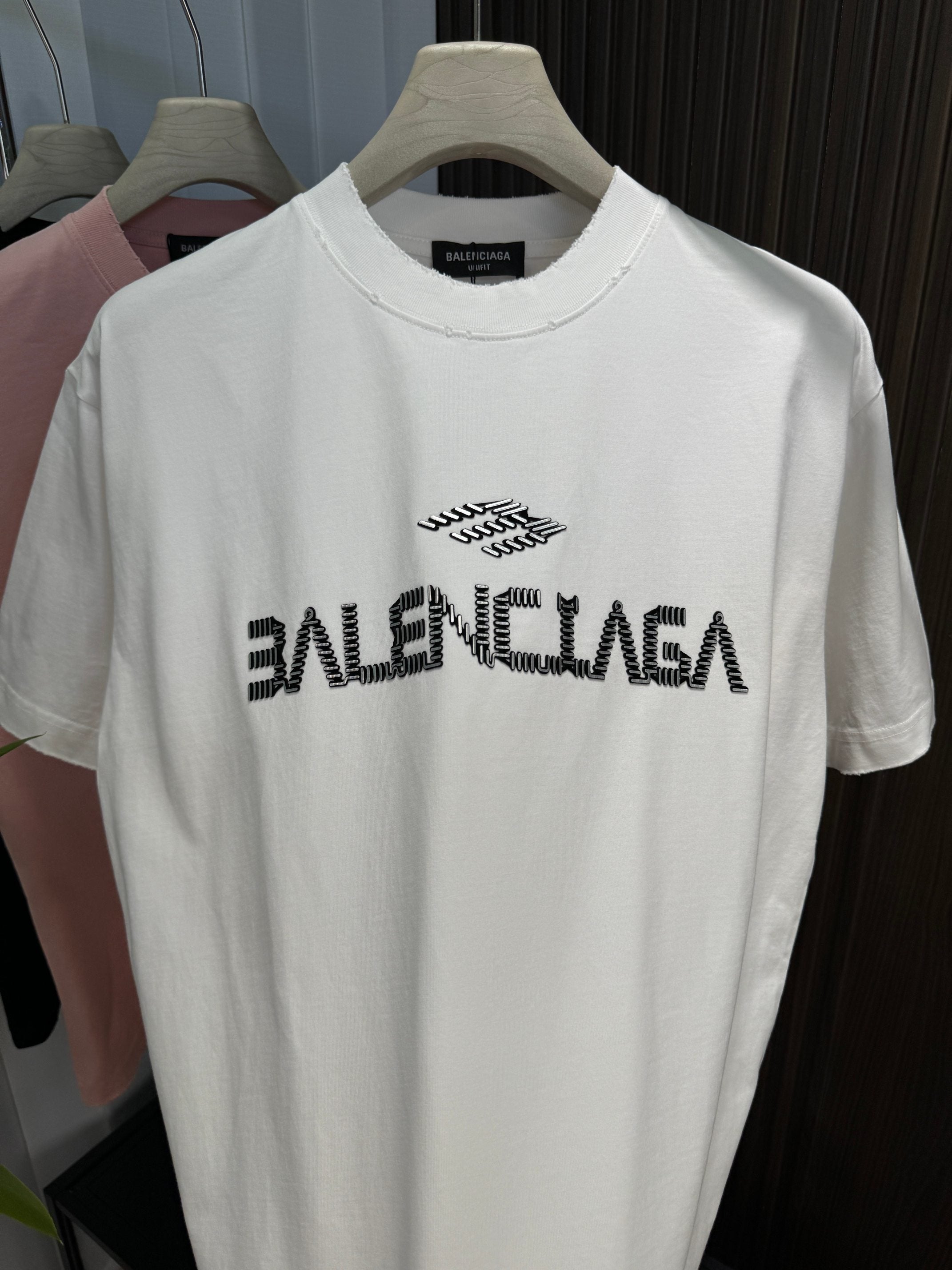 LuxluxHouse Best Quality Clothes Balenciaga T-shirt