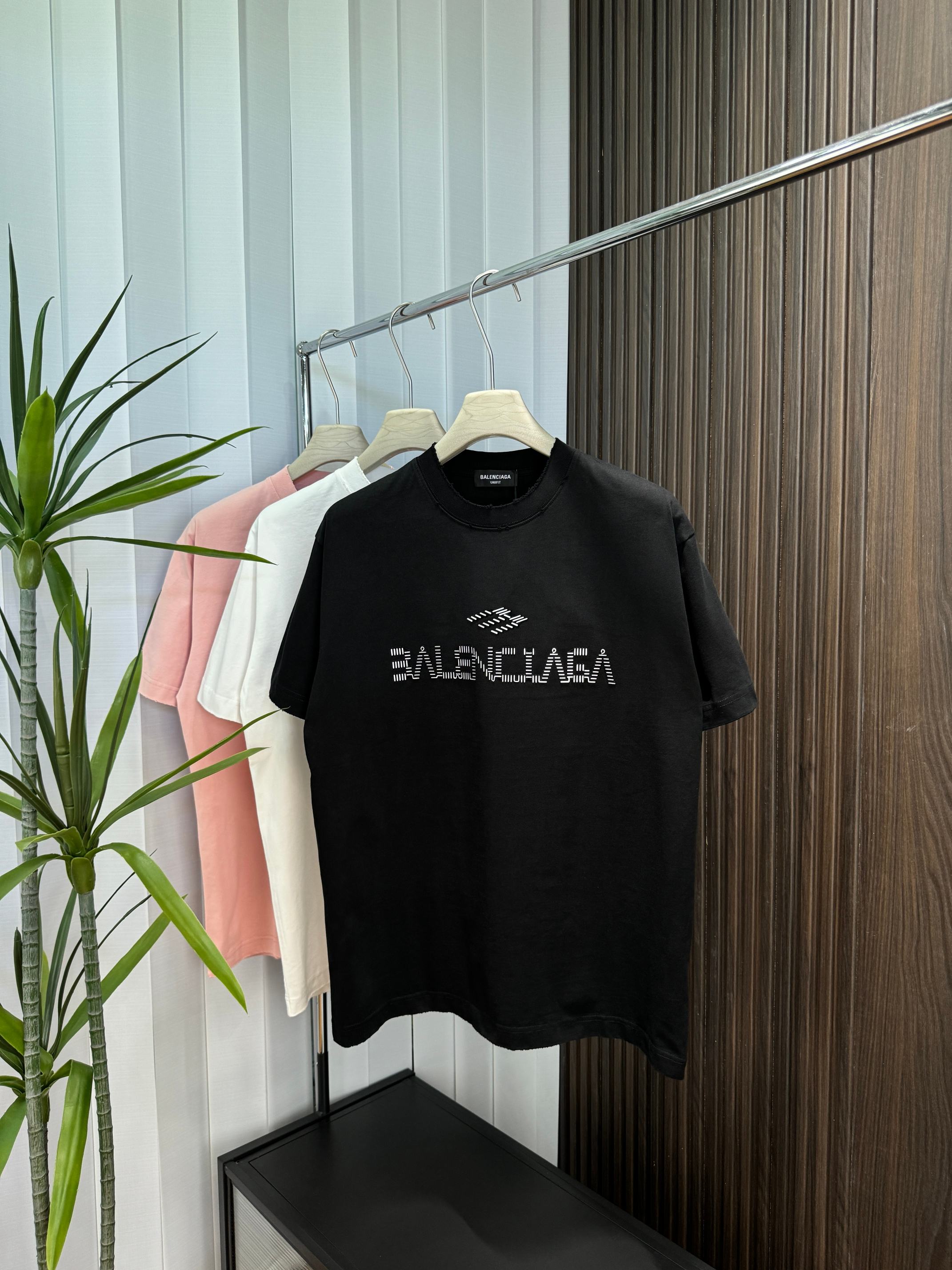 LuxluxHouse Best Quality Clothes Balenciaga T-shirt