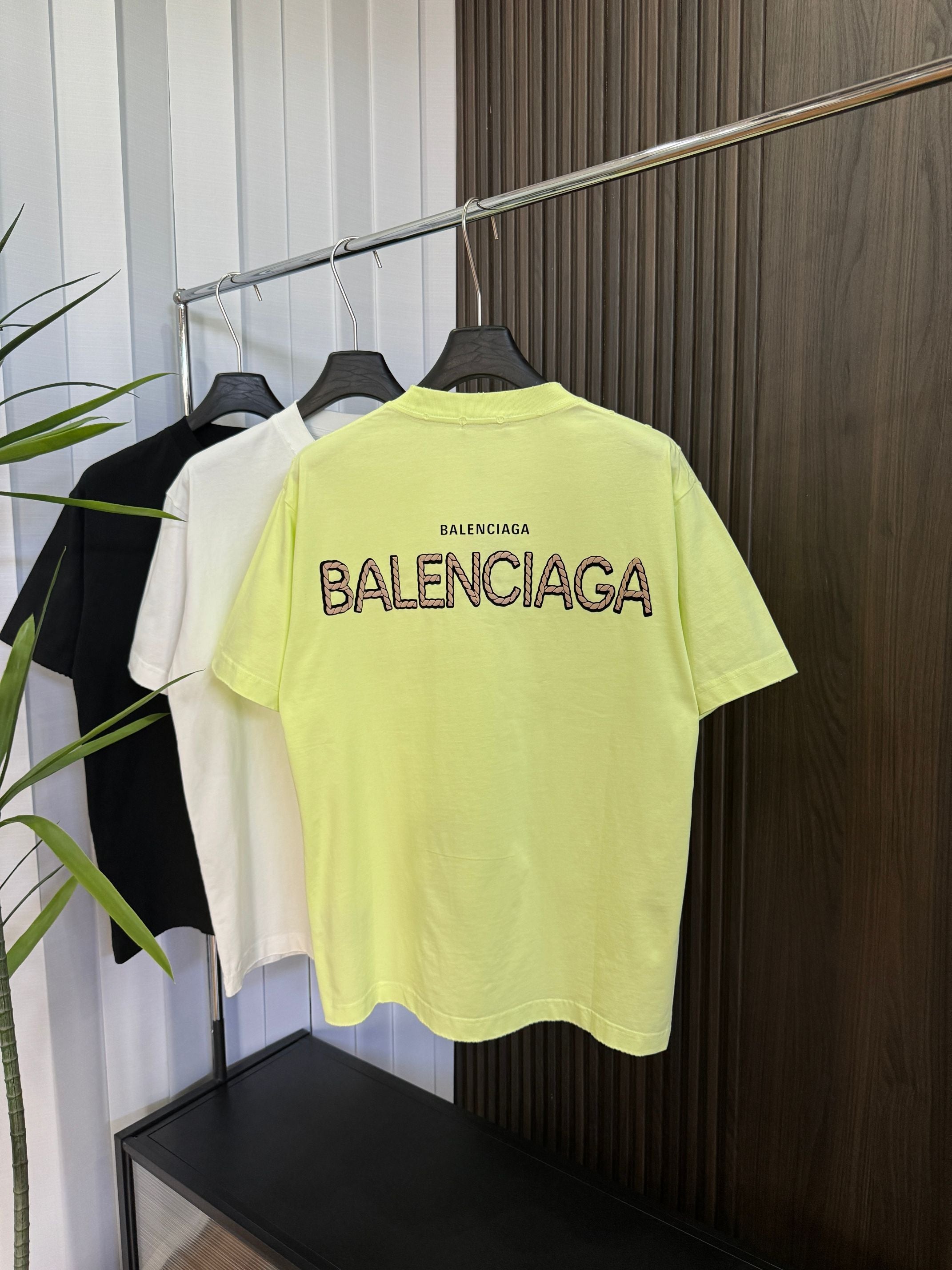 LuxluxHouse Best Quality Clothes Balenciaga T-shirt