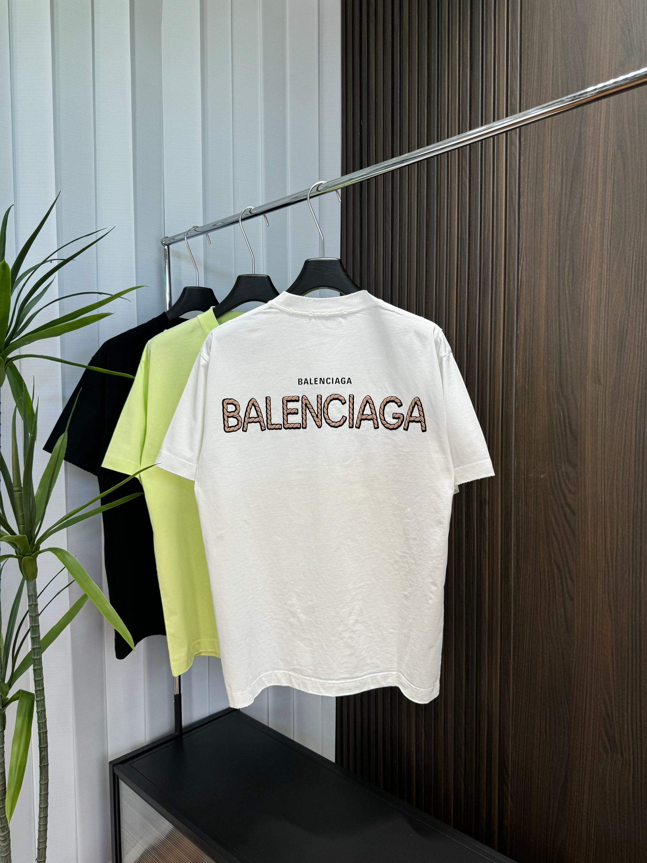 LuxluxHouse Best Quality Clothes Balenciaga T-shirt
