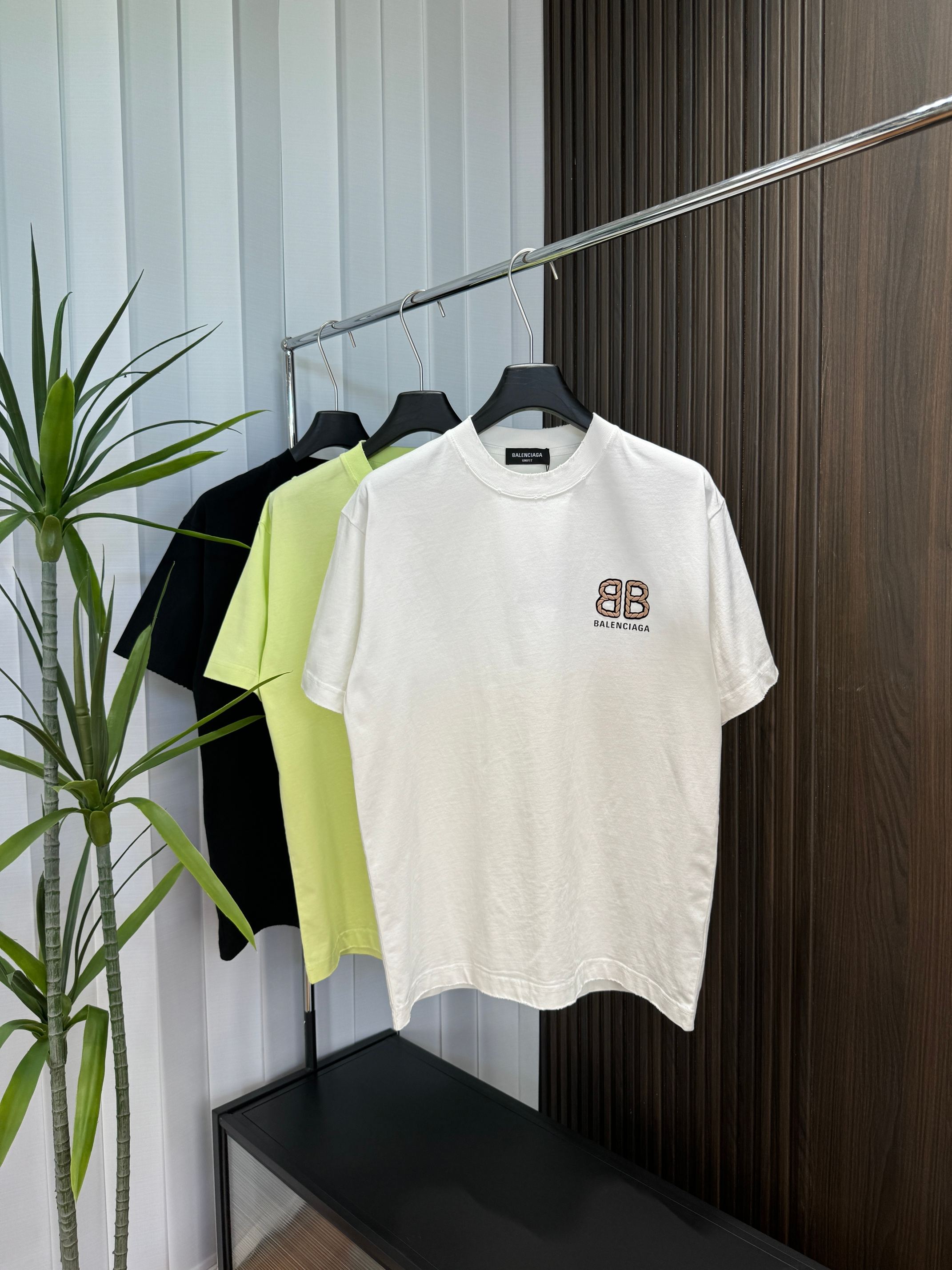 LuxluxHouse Best Quality Clothes Balenciaga T-shirt