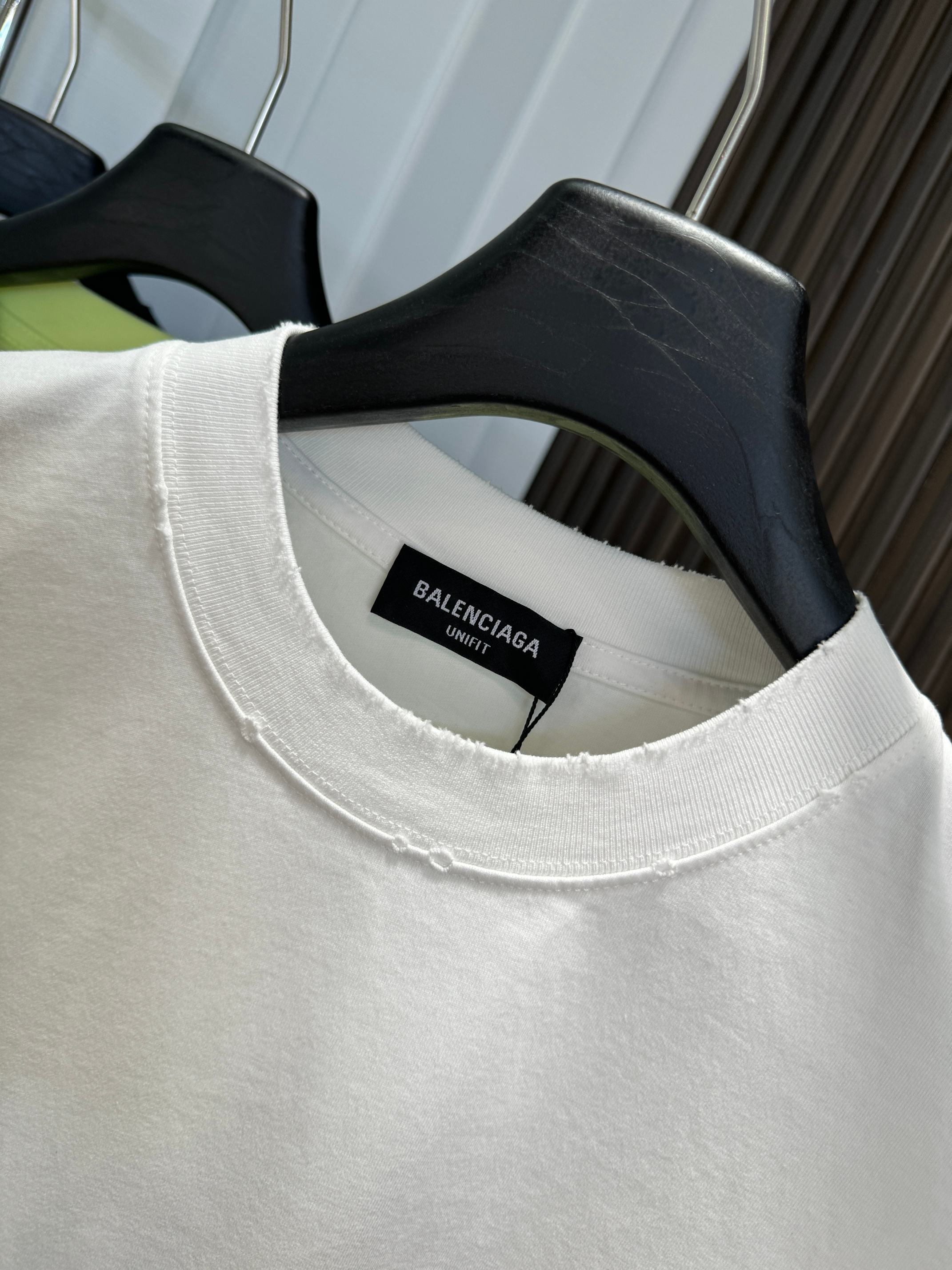 LuxluxHouse Best Quality Clothes Balenciaga T-shirt