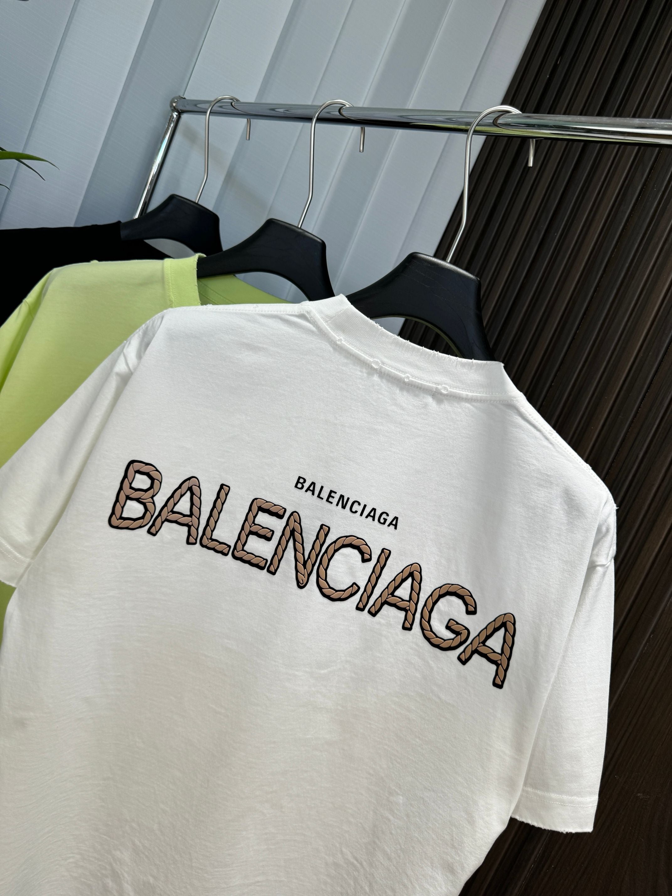 LuxluxHouse Best Quality Clothes Balenciaga T-shirt