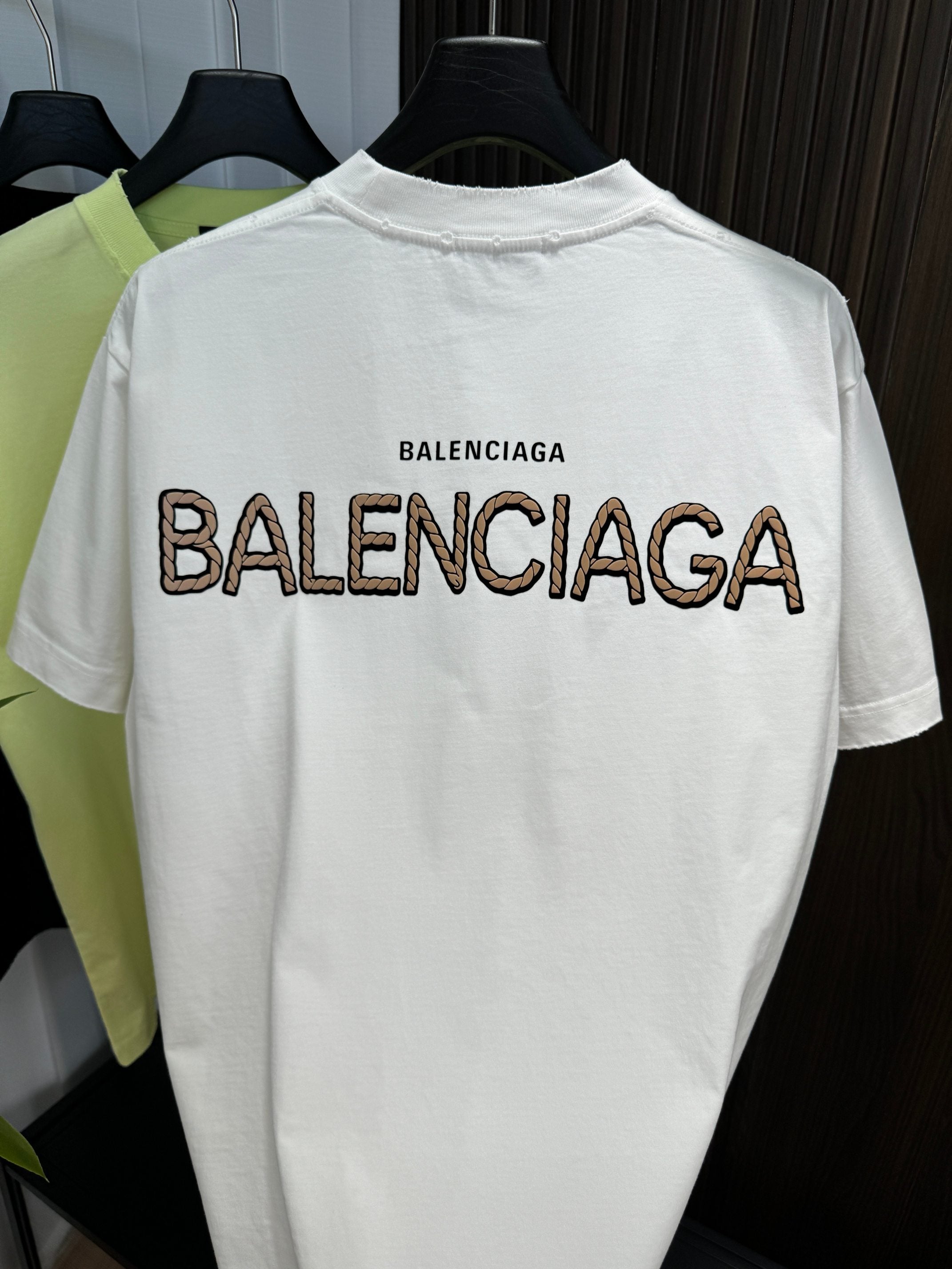 LuxluxHouse Best Quality Clothes Balenciaga T-shirt