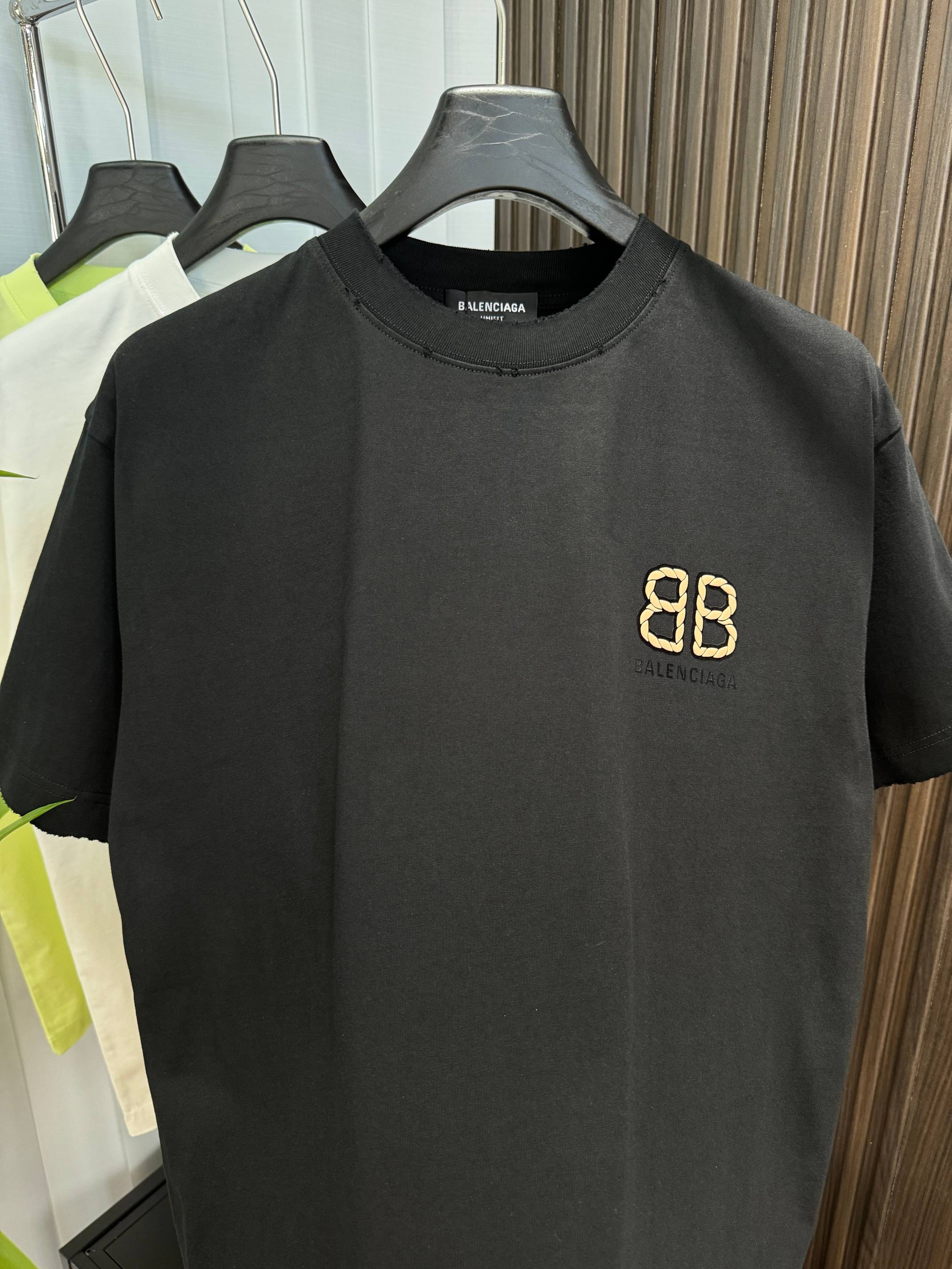 LuxluxHouse Best Quality Clothes Balenciaga T-shirt