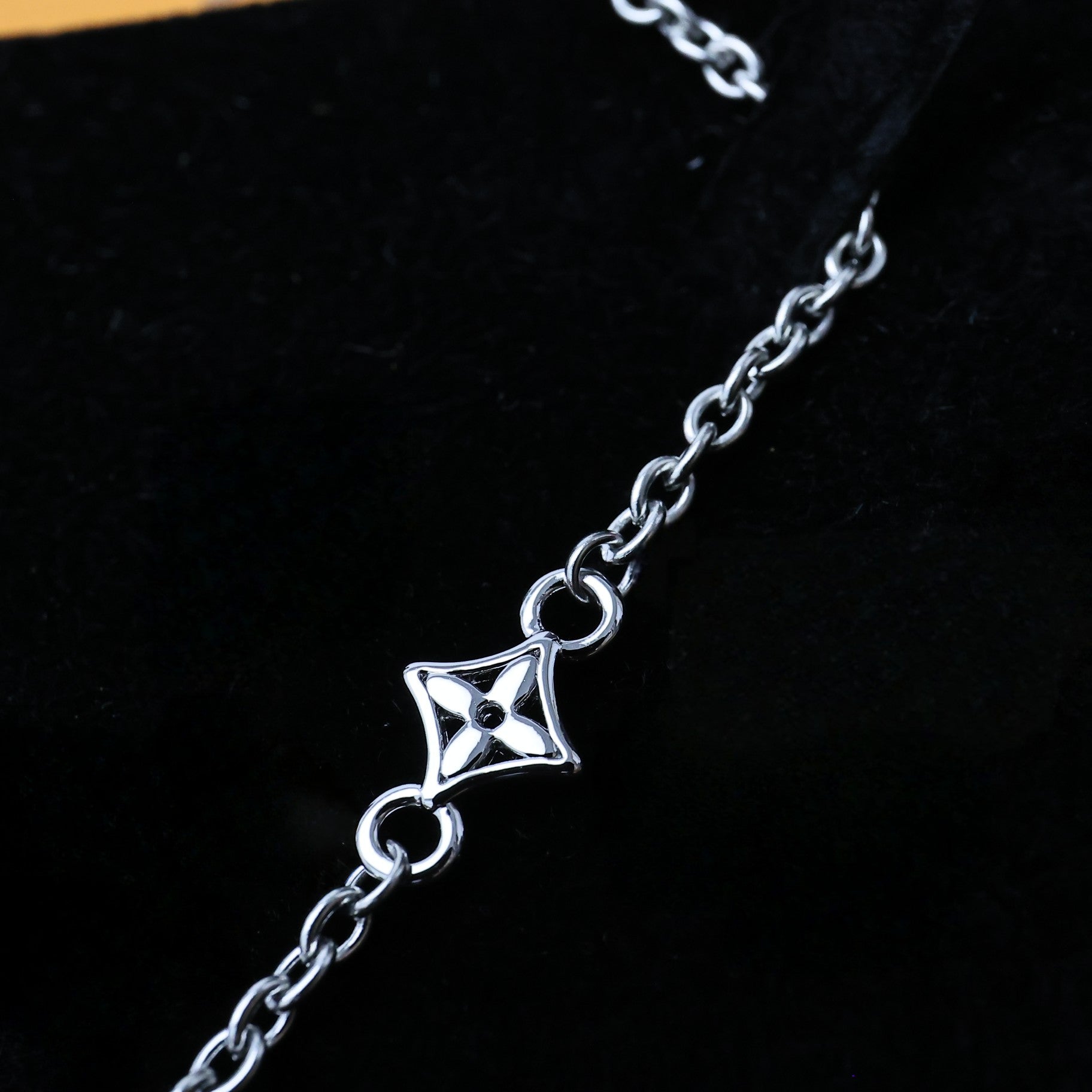 LuxluxHouse Best Quality Accessories Necklace Louis Vuitton