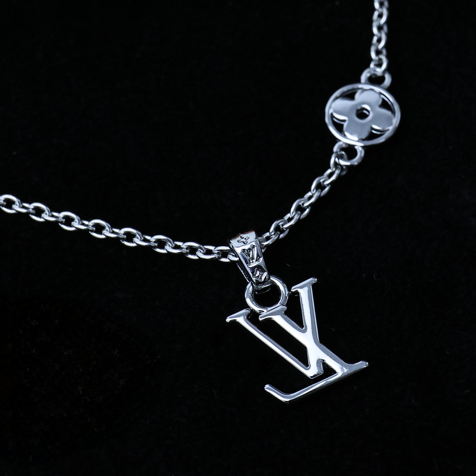 LuxluxHouse Best Quality Accessories Necklace Louis Vuitton