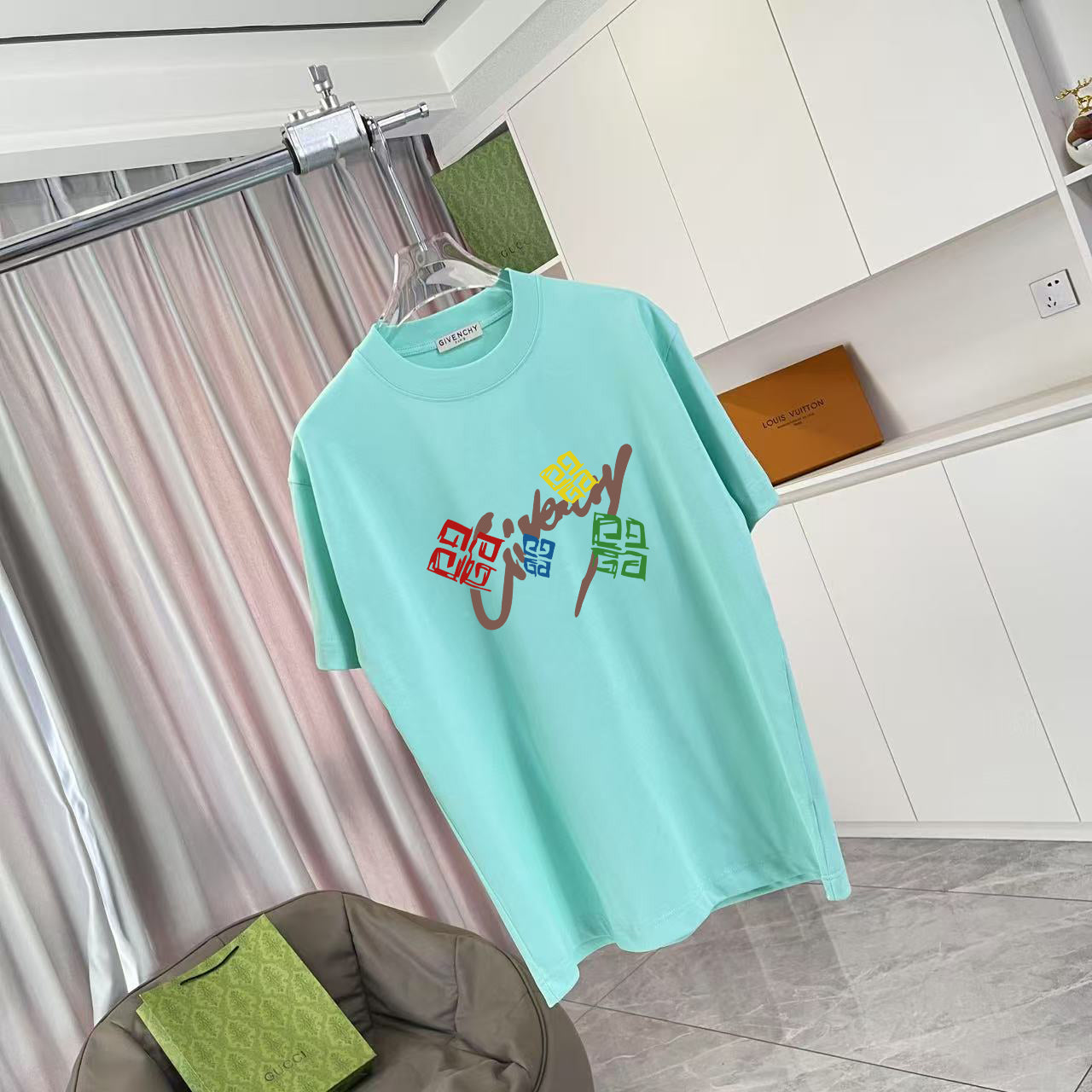 LuxluxHouse Best Quality Clothes Givenchy T-shirt