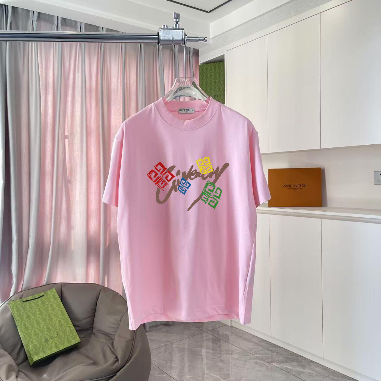 LuxluxHouse Best Quality Clothes Givenchy T-shirt