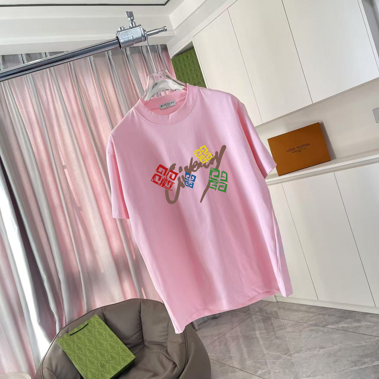 LuxluxHouse Best Quality Clothes Givenchy T-shirt