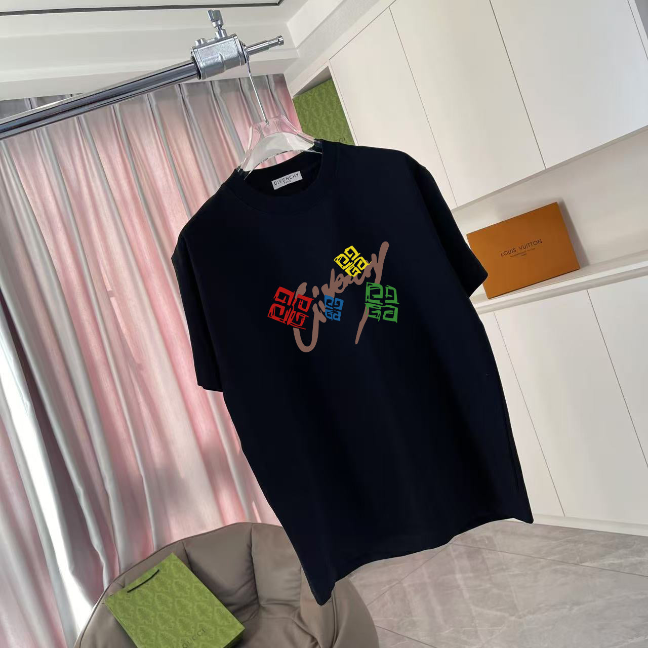 LuxluxHouse Best Quality Clothes Givenchy T-shirt