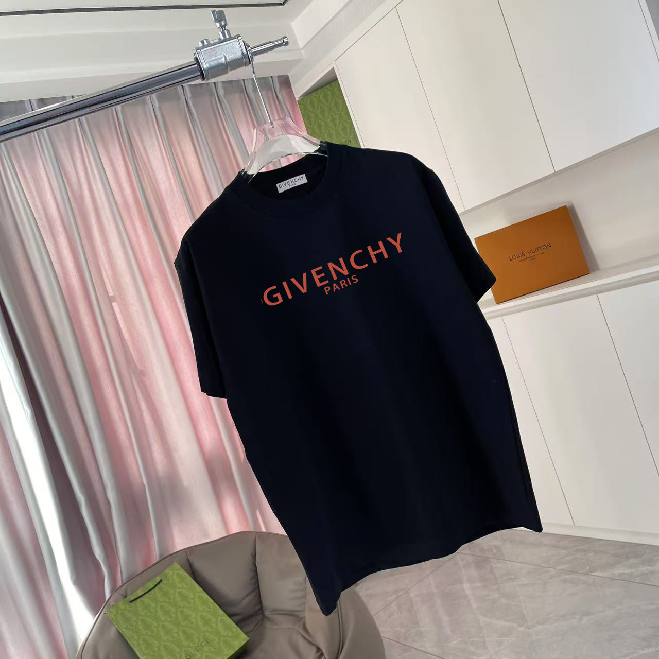 LuxluxHouse Best Quality Clothes Givenchy T-shirt