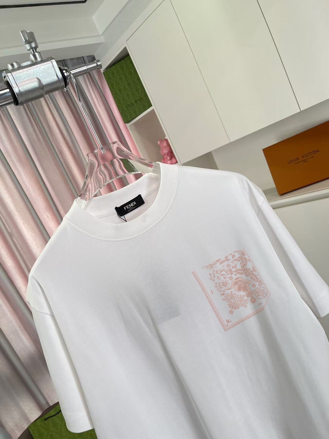 LuxluxHouse Best Quality Clothes Fendi T-shirt