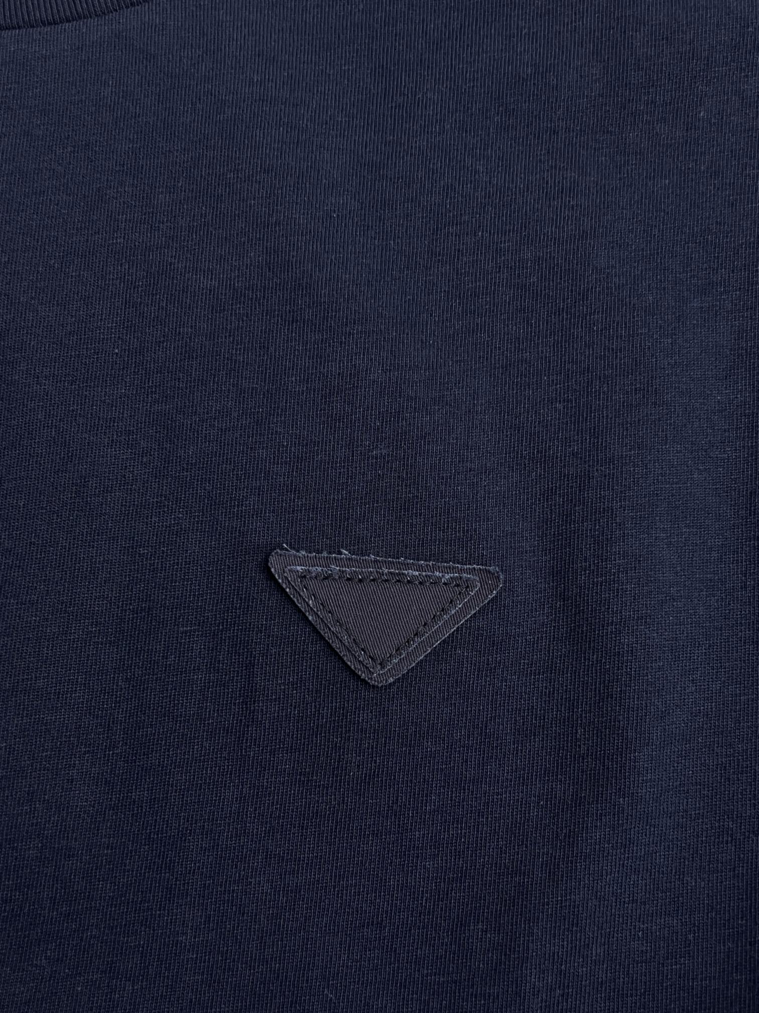 LuxluxHouse Best Quality Clothes T-shirt Prada