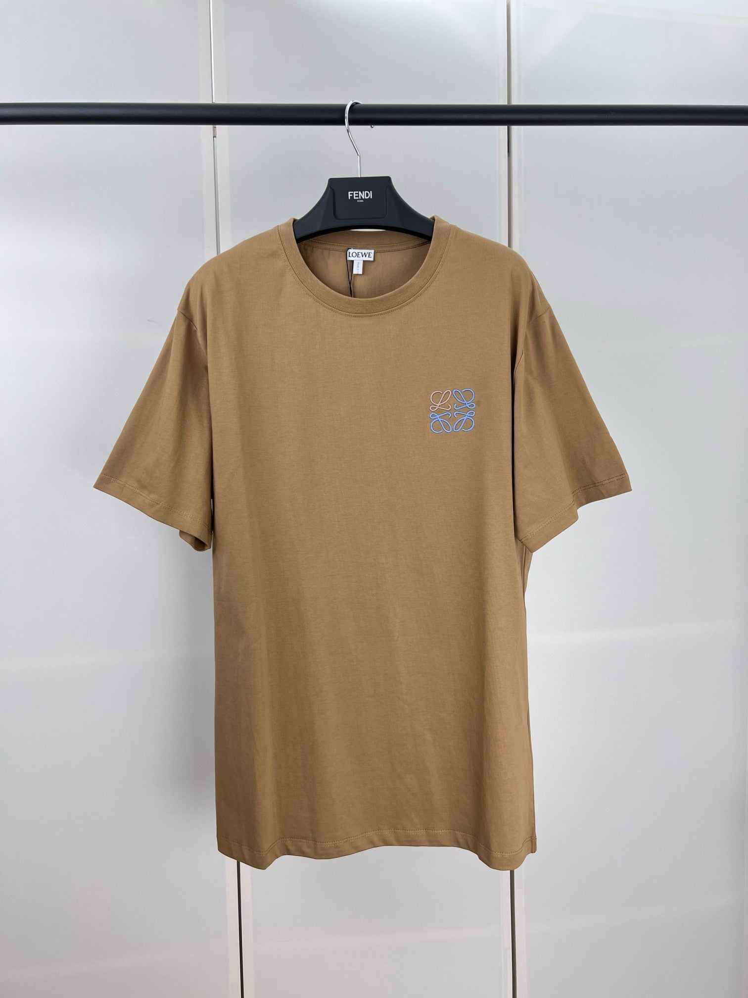LuxluxHouse Best Quality Clothes T-shirt Loewe