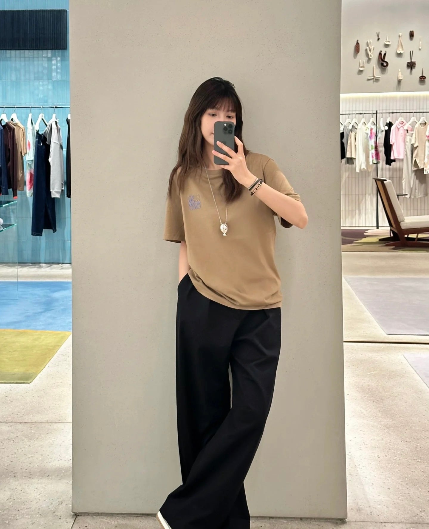 LuxluxHouse Best Quality Clothes T-shirt Loewe