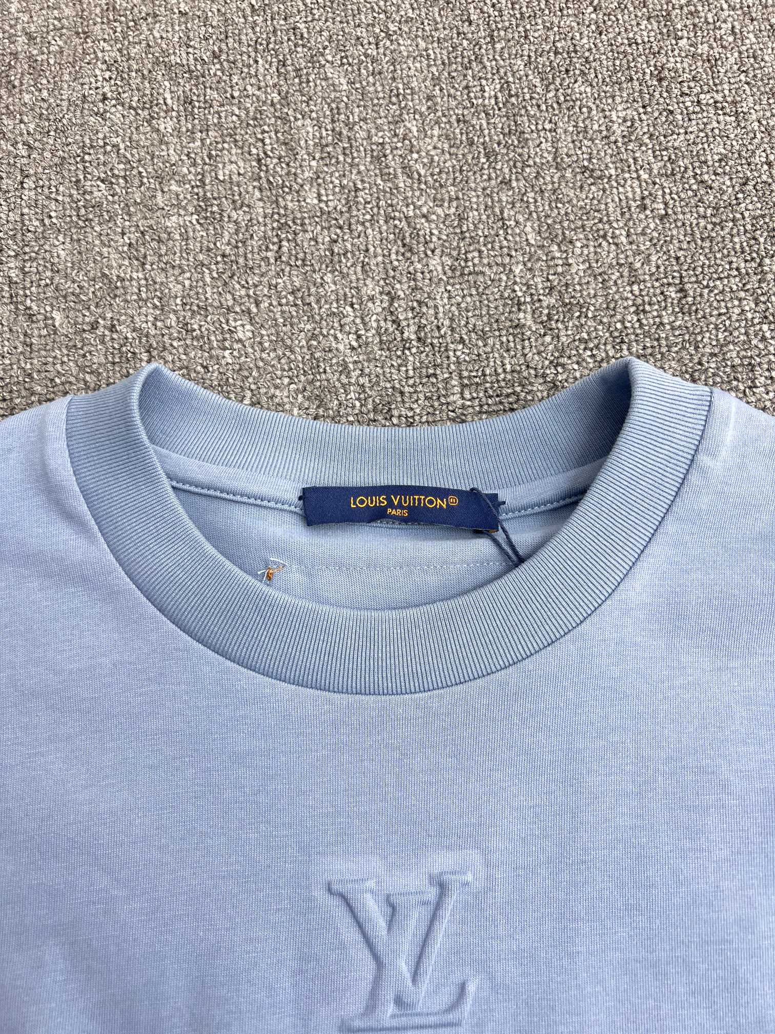 LuxluxHouse Best Quality Clothes T-shirt Louis Vuitton