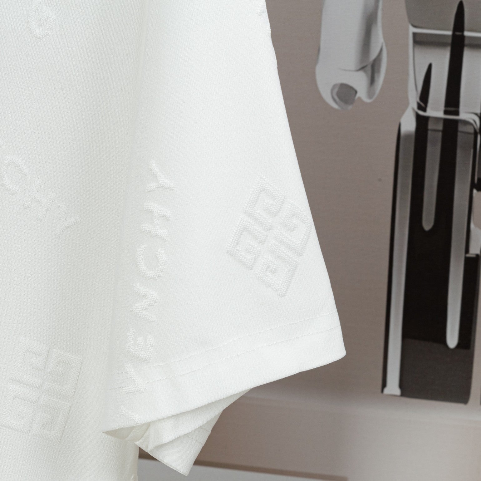 LuxluxHouse Best Quality Clothes Givenchy T-shirt