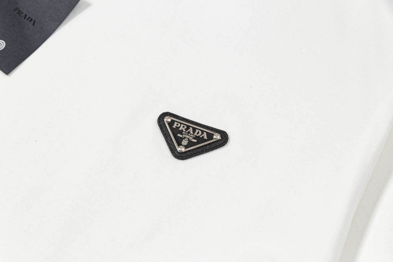 LuxluxHouse Best Quality Clothes T-shirt Prada