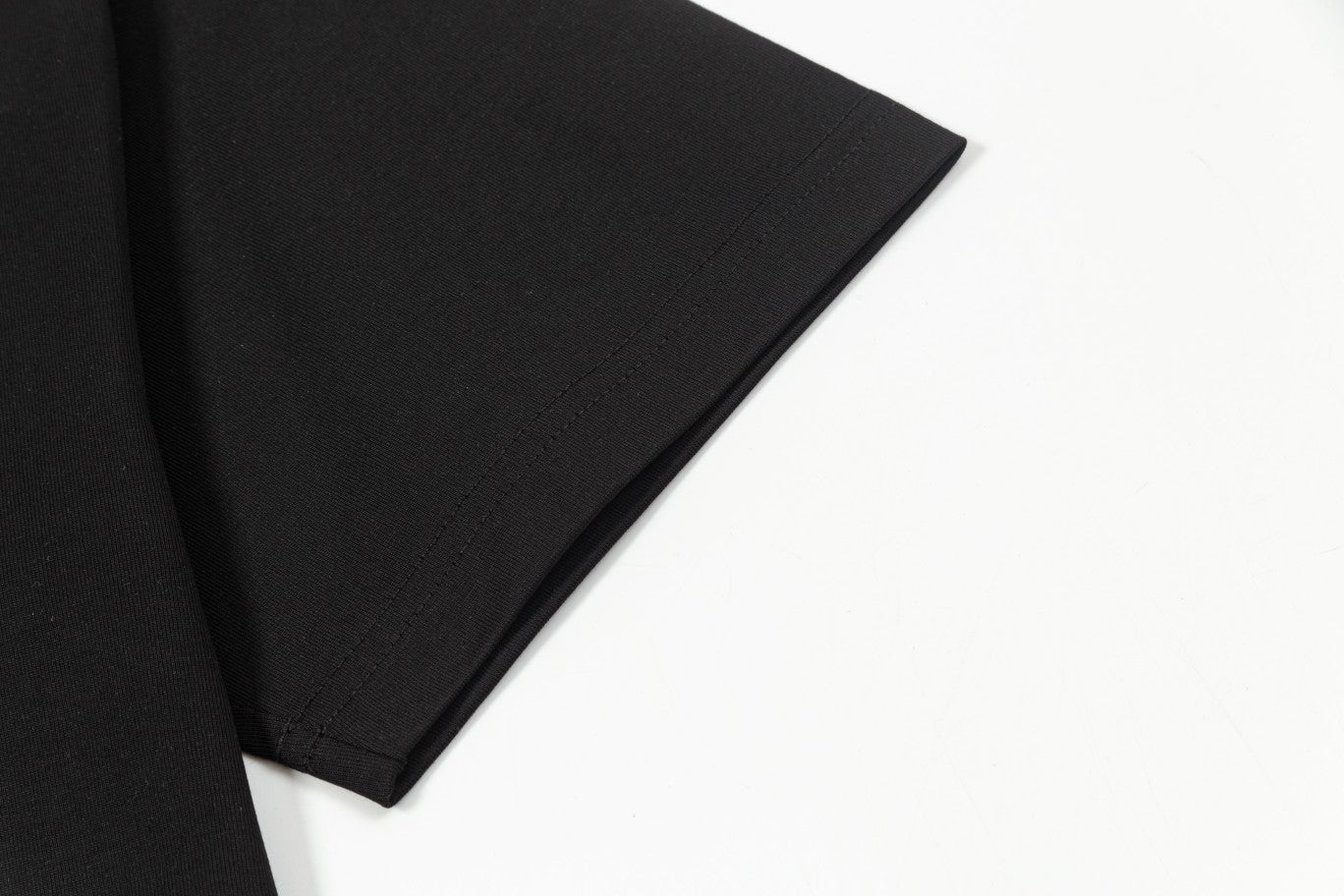 LuxluxHouse Best Quality Clothes T-shirt Prada