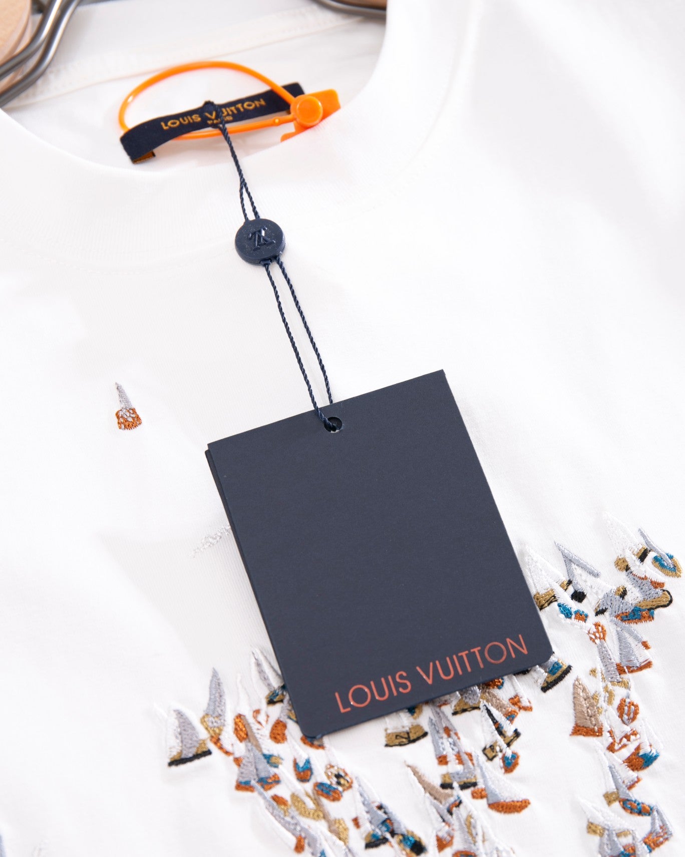 LuxluxHouse Best Quality Clothes T-shirt Louis Vuitton