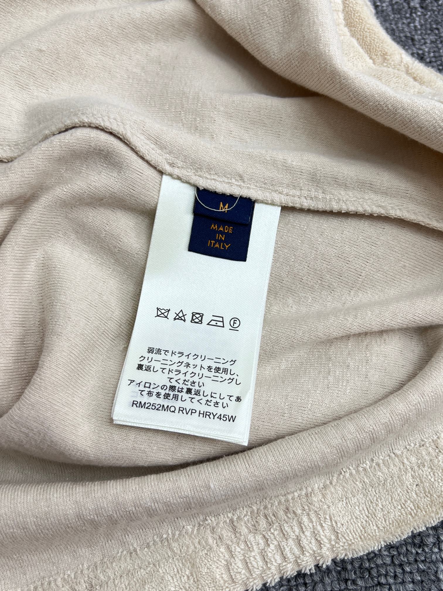 LuxluxHouse Best Quality Clothes T-shirt Louis Vuitton