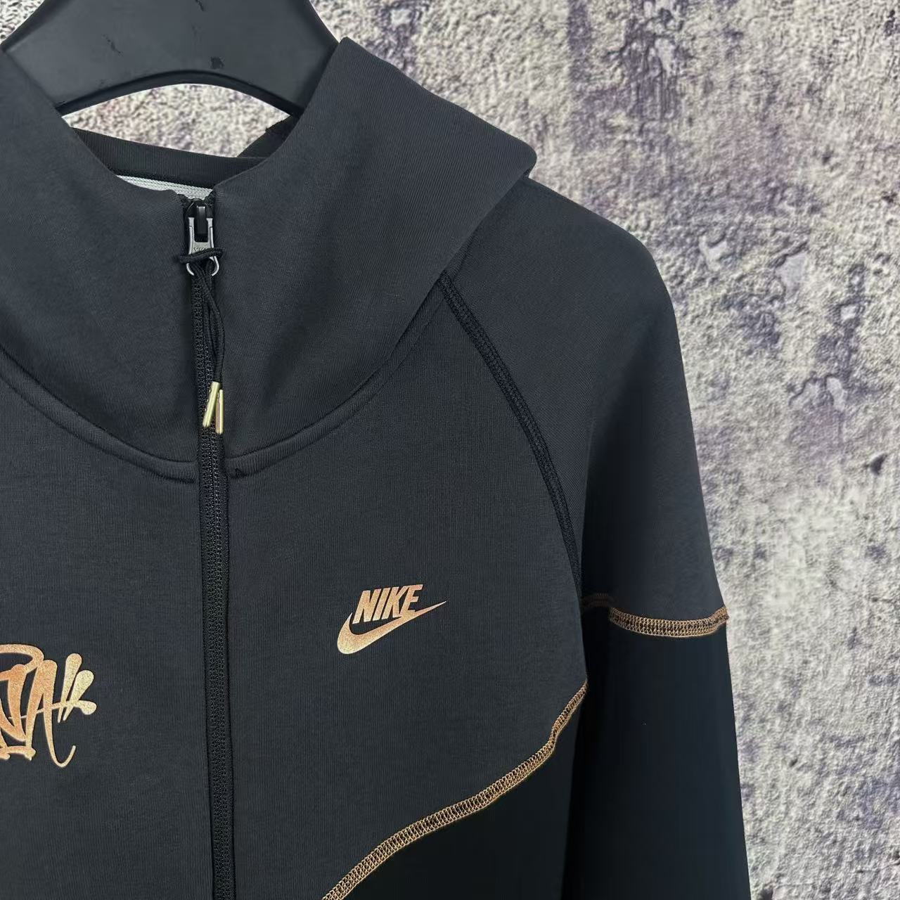 LuxluxHouse Best Quality Clothes Nike & Adidas Coats & Jackets