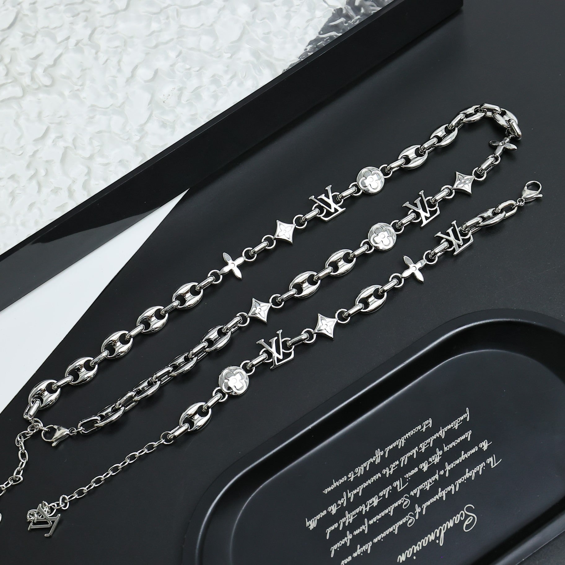 LuxluxHouse Best Quality Accessories Necklace Bracelet Louis Vuitton