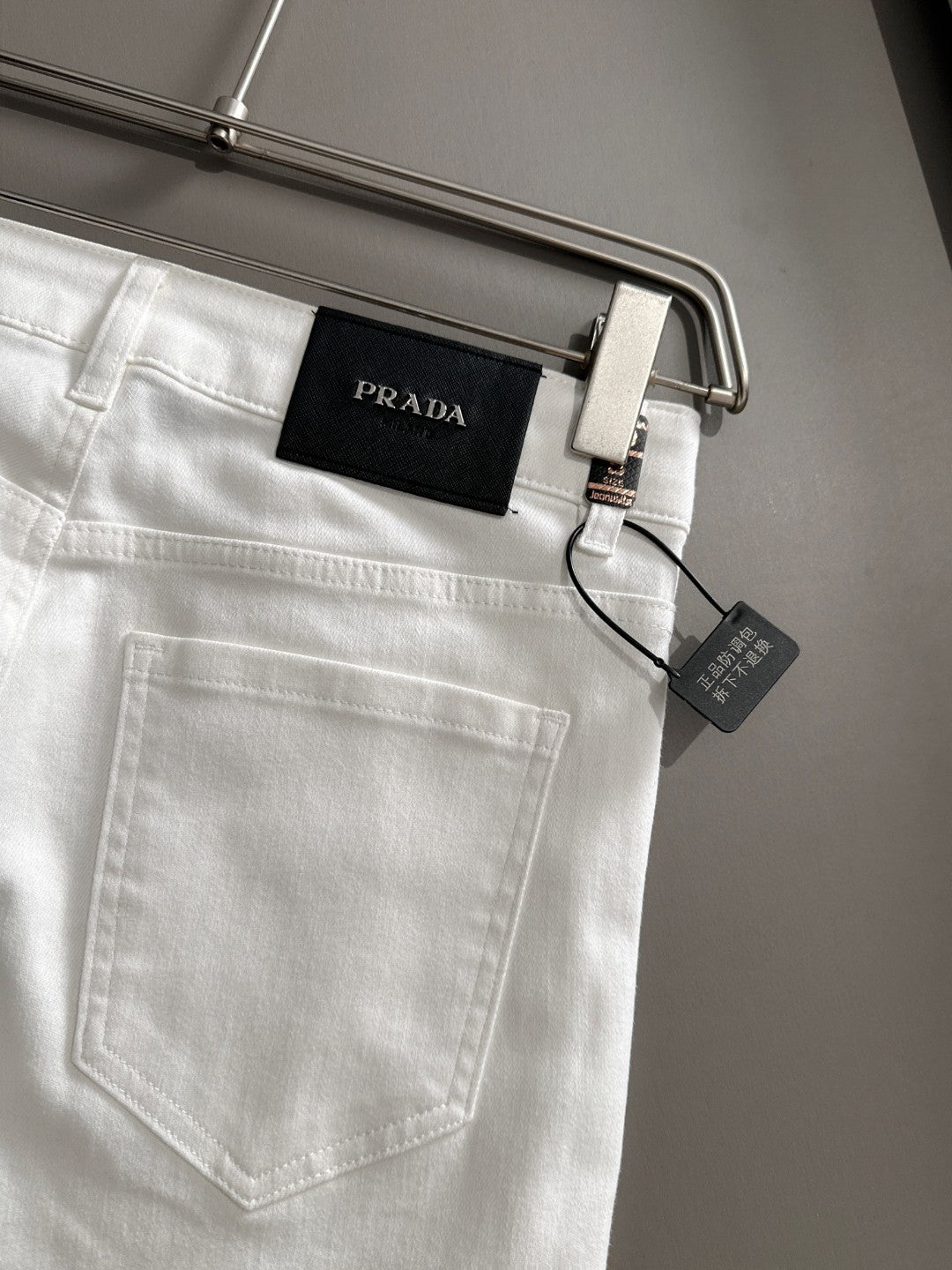 LuxluxHouse Best Quality Clothes Pants Prada