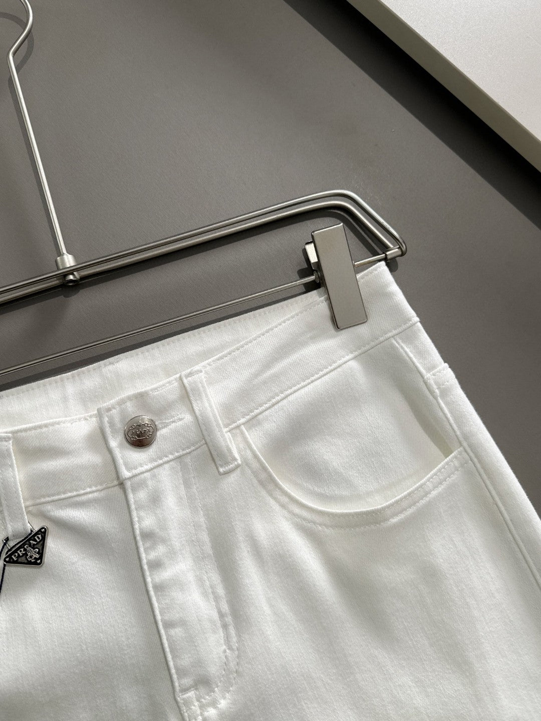 LuxluxHouse Best Quality Clothes Pants Prada