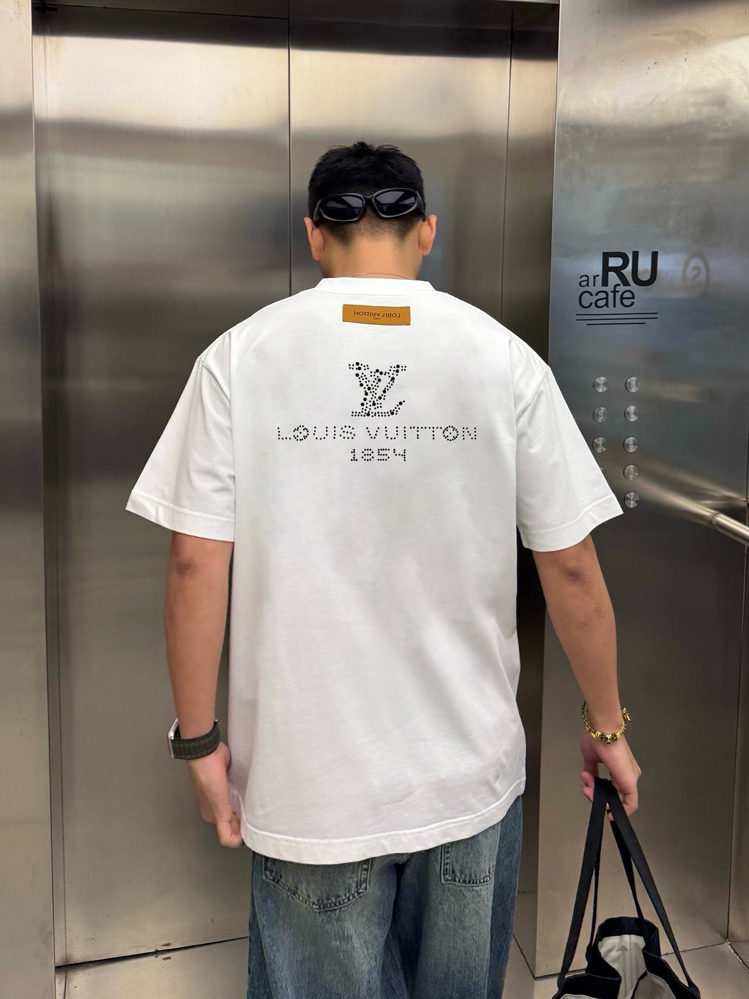 LuxluxHouse Best Quality Clothes T-shirt Louis Vuitton