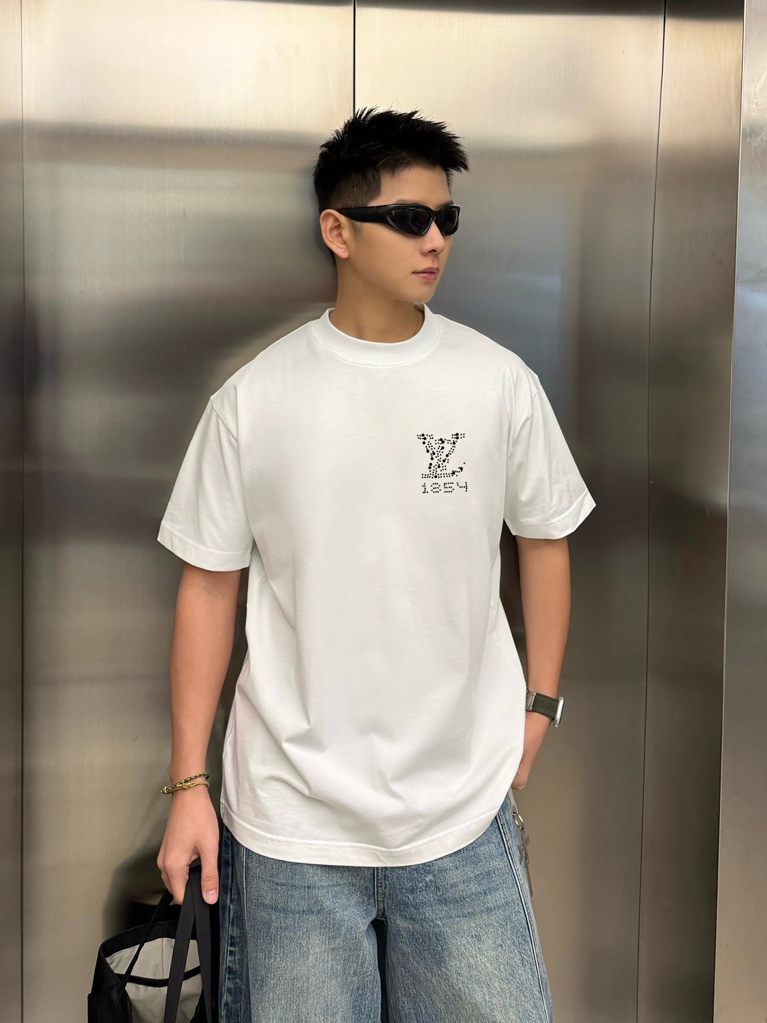 LuxluxHouse Best Quality Clothes T-shirt Louis Vuitton