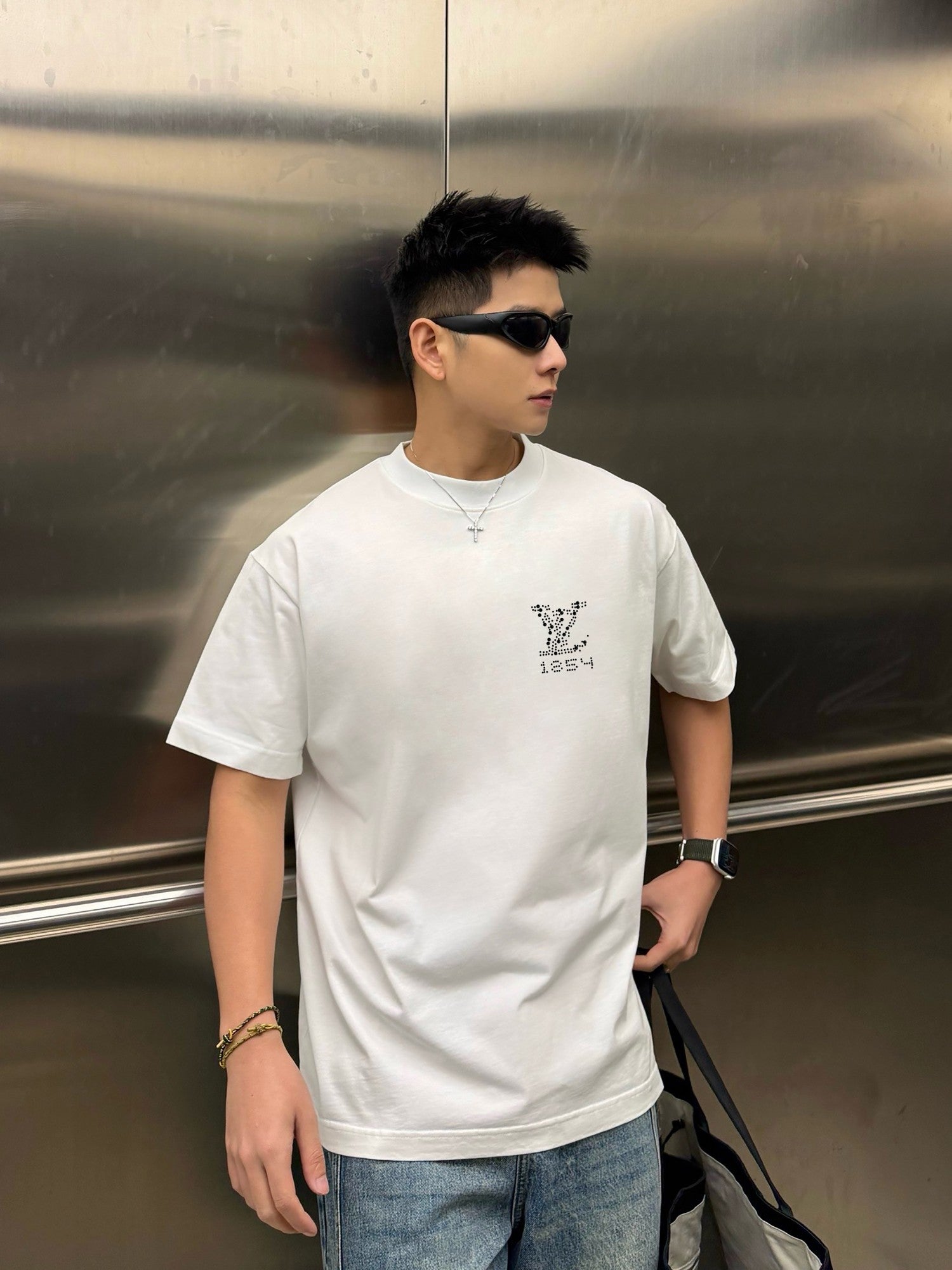 LuxluxHouse Best Quality Clothes T-shirt Louis Vuitton