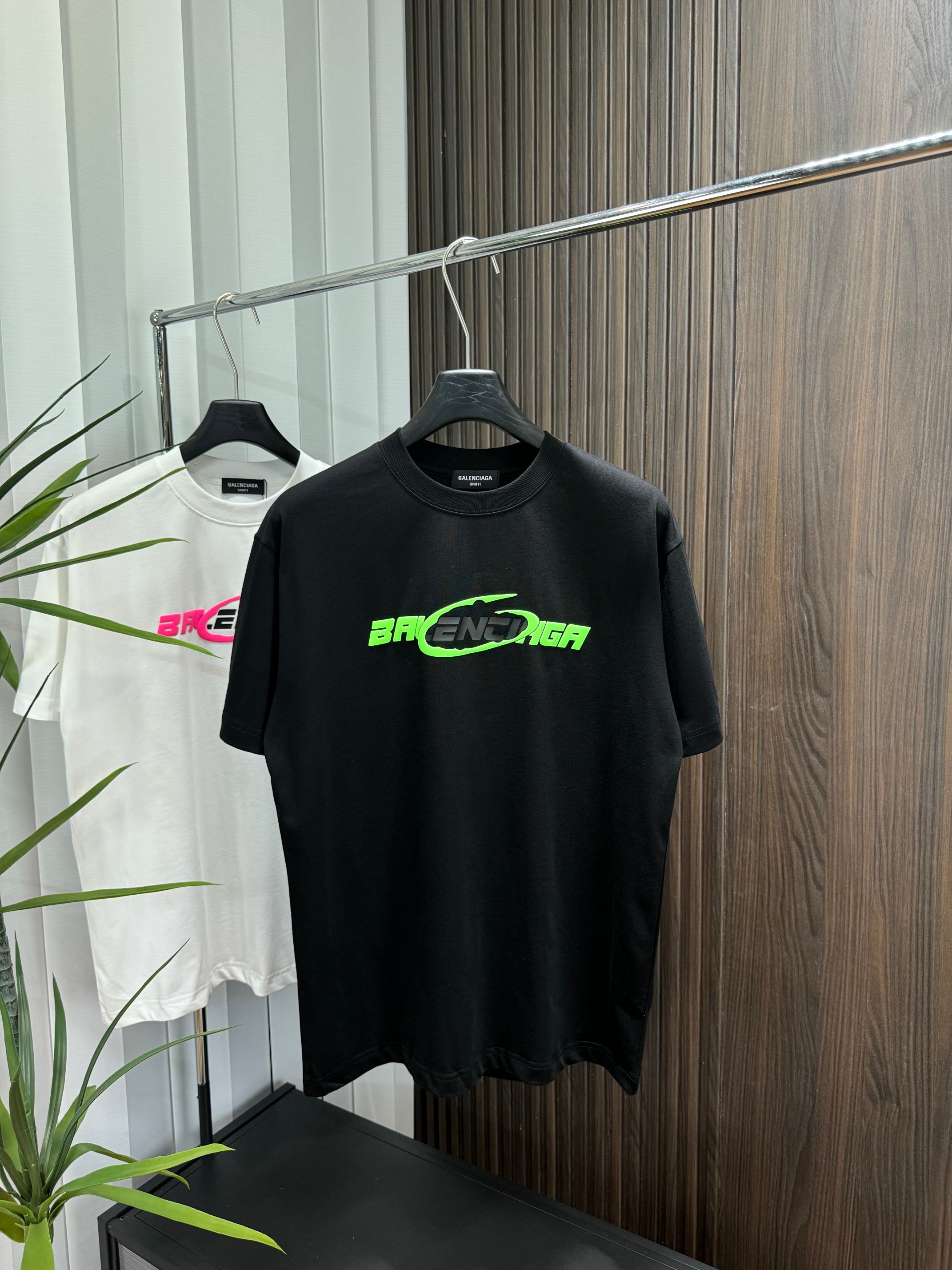 LuxluxHouse Best Quality Clothes Balenciaga T-shirt