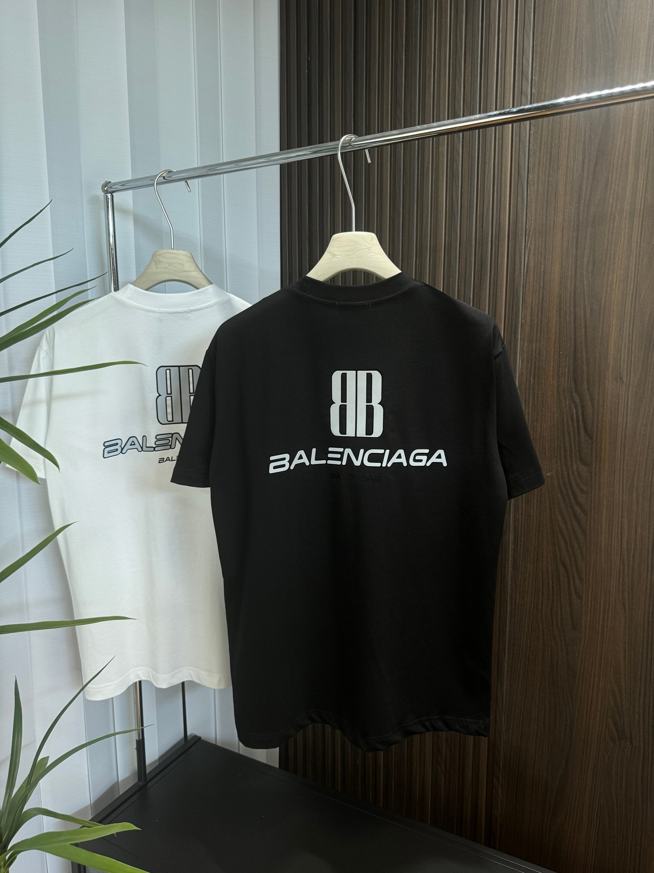 LuxluxHouse Best Quality Clothes Balenciaga T-shirt