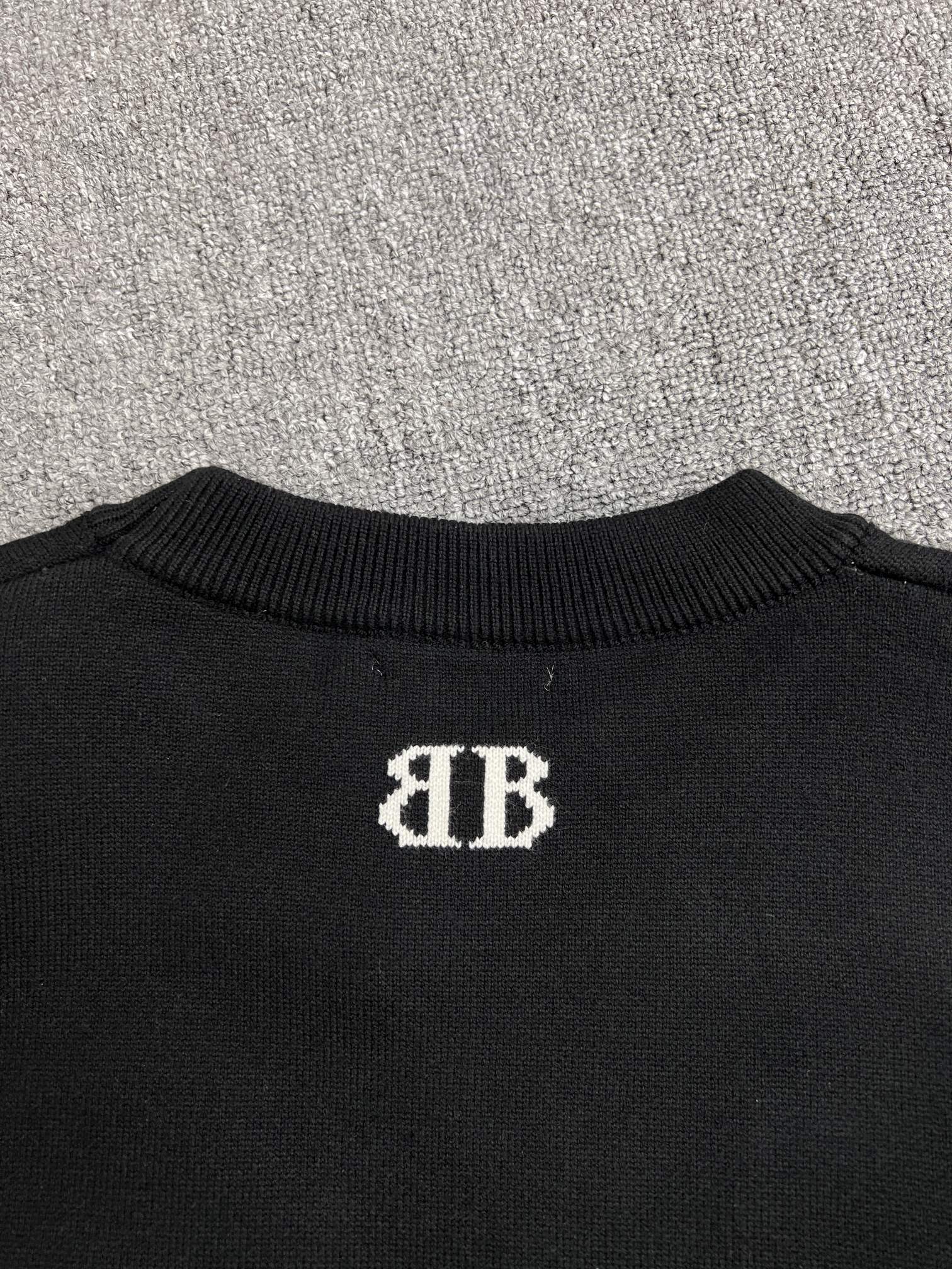 LuxluxHouse Best Quality Clothes Balenciaga Hoodie & Sweater